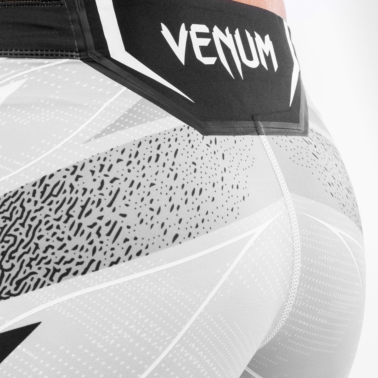 Pantaloncini da Vale Tudo Donna UFC Venum Authentic Fight Night - Vestibilità Corta - Bianco