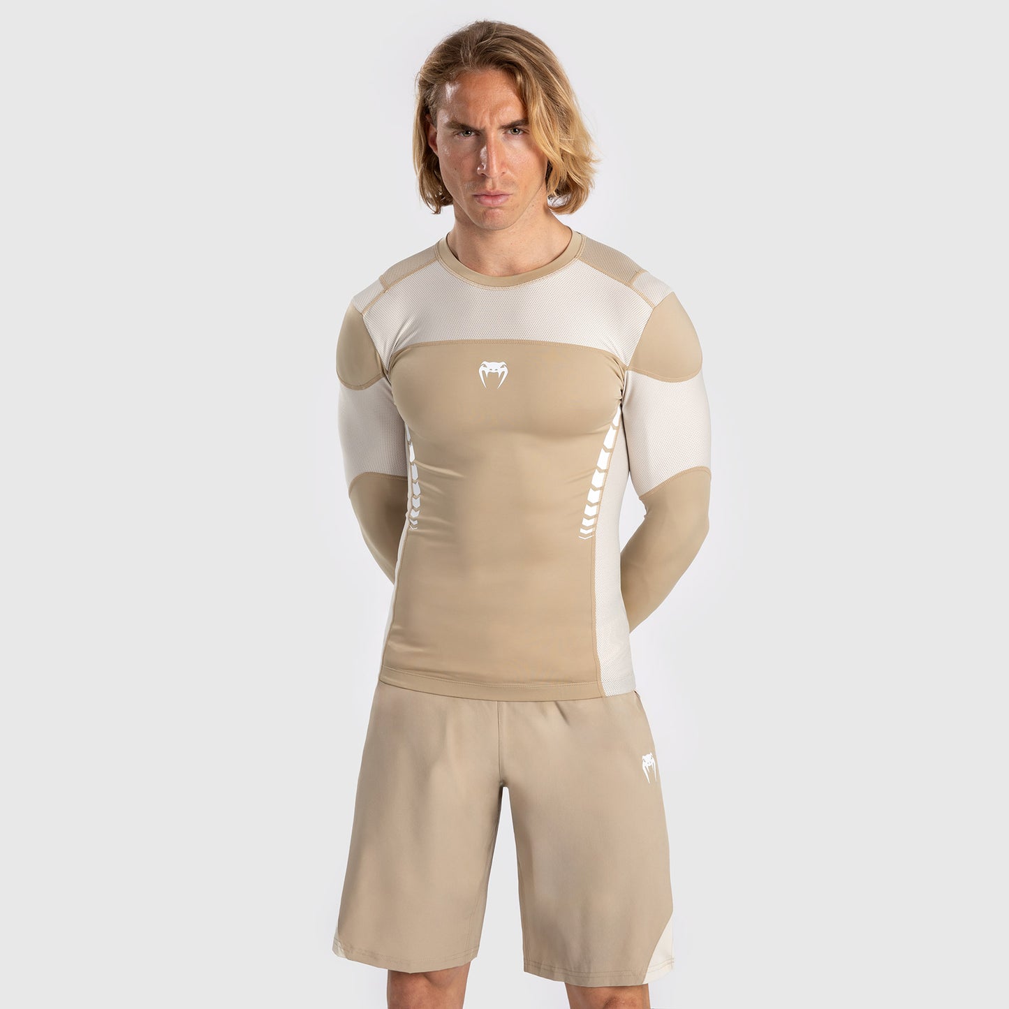 Venum Tempest Rashguard a Maniche Lunghe per Uomo - Beige/Sabbia