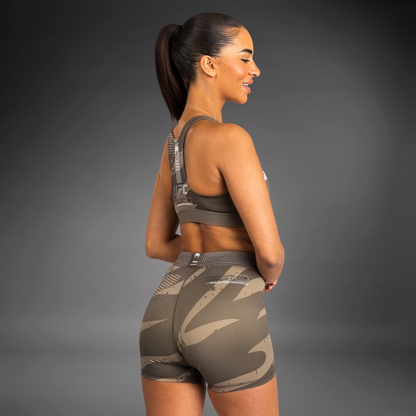 UFC Adrenaline by Venum Fight Week Short de Vale Tudo per Donna - Desert Camo