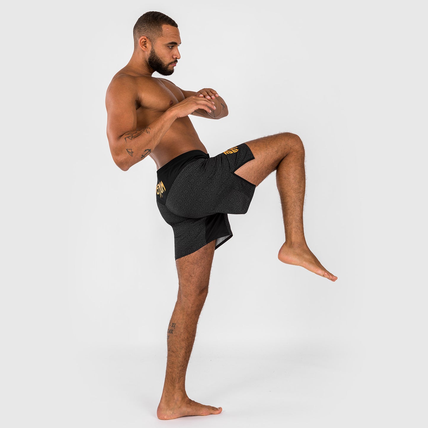 Venum x Ares Pantaloni da Combattimento da Uomo - Nero/Oro