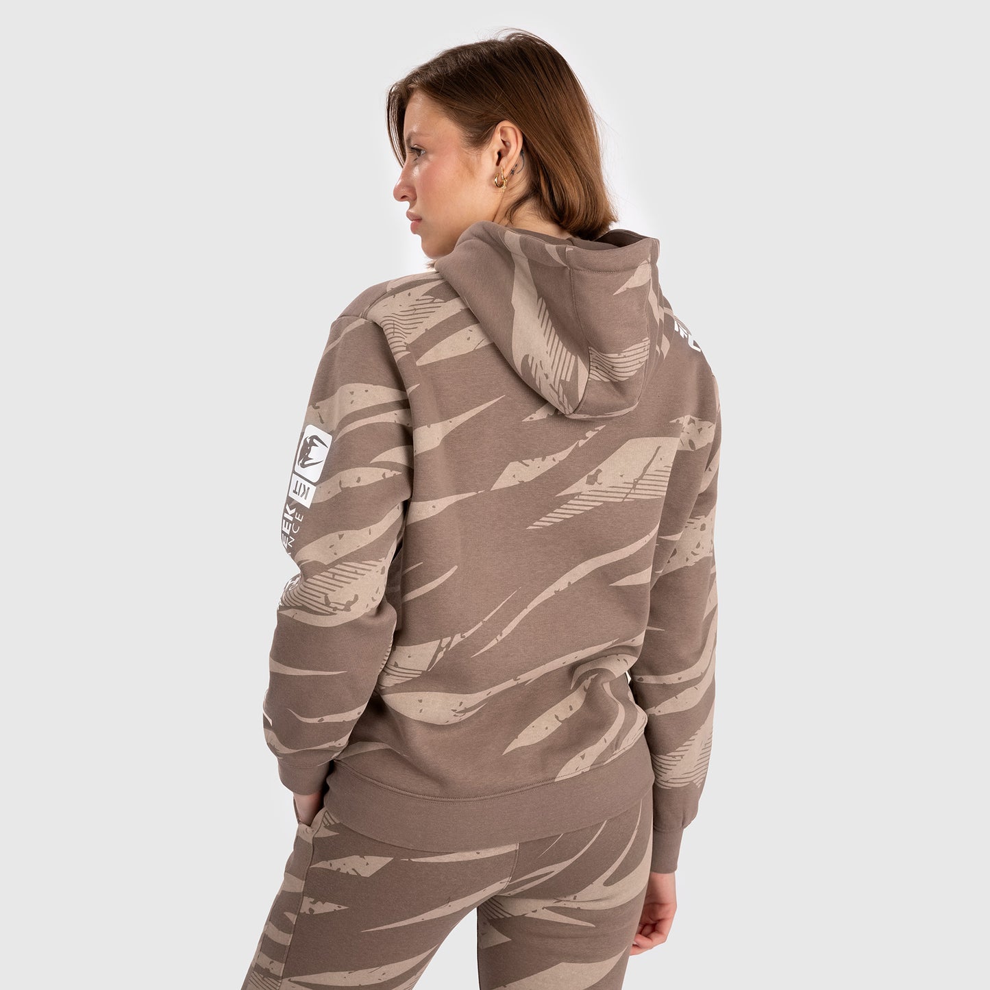 UFC Adrenaline by Venum Fight Week Felpa Con Cappuccio per Donna - Desert Camo