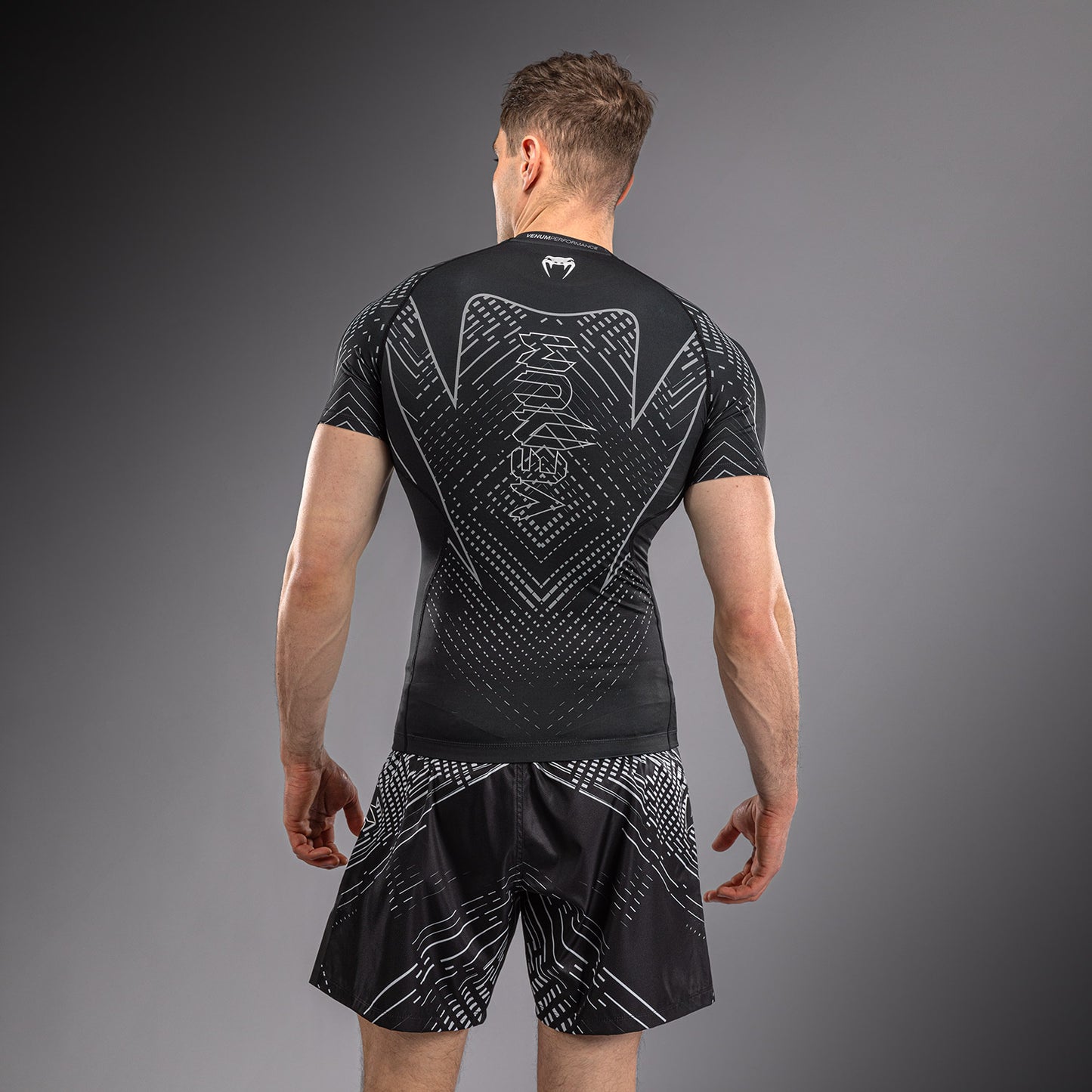Venum Midnight Fury Rashguard a Maniche Corte – Nero/Grigio/Argento