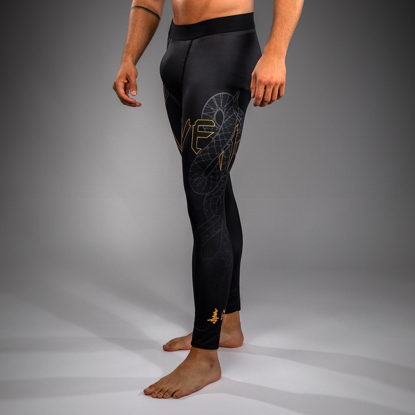 Venum Serpenti Pantaloni aderenti – Nero/Argento/Oro