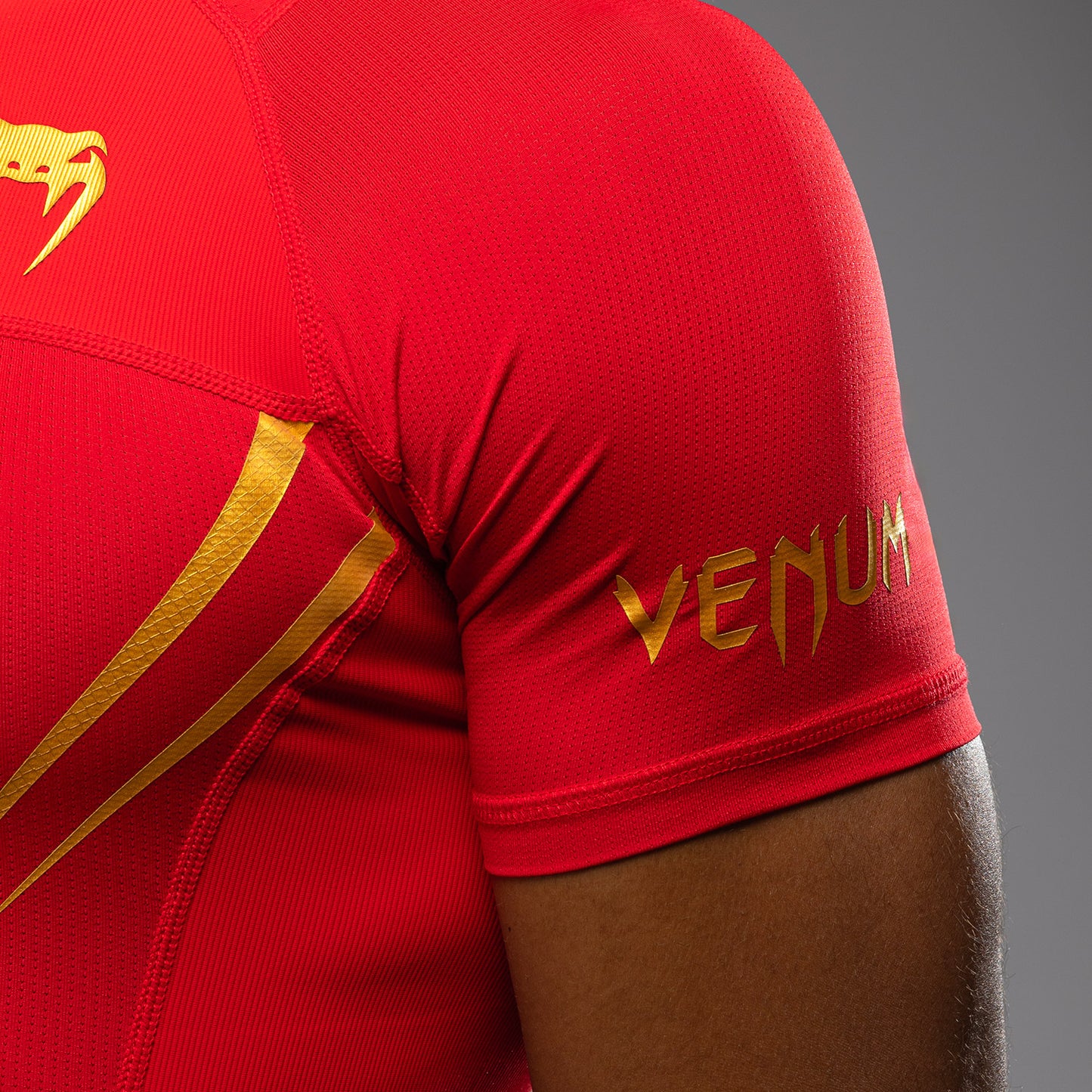 Venum x WOW FC Maglietta a Maniche Corte Rashguard - Fury Red/ Gold