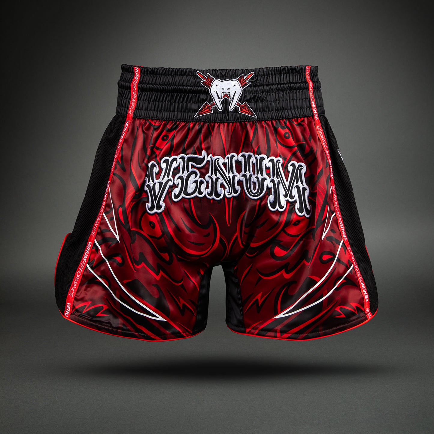 Venum Wolf Atak Pantaloncini Muay Thaï – Nero/Rosso