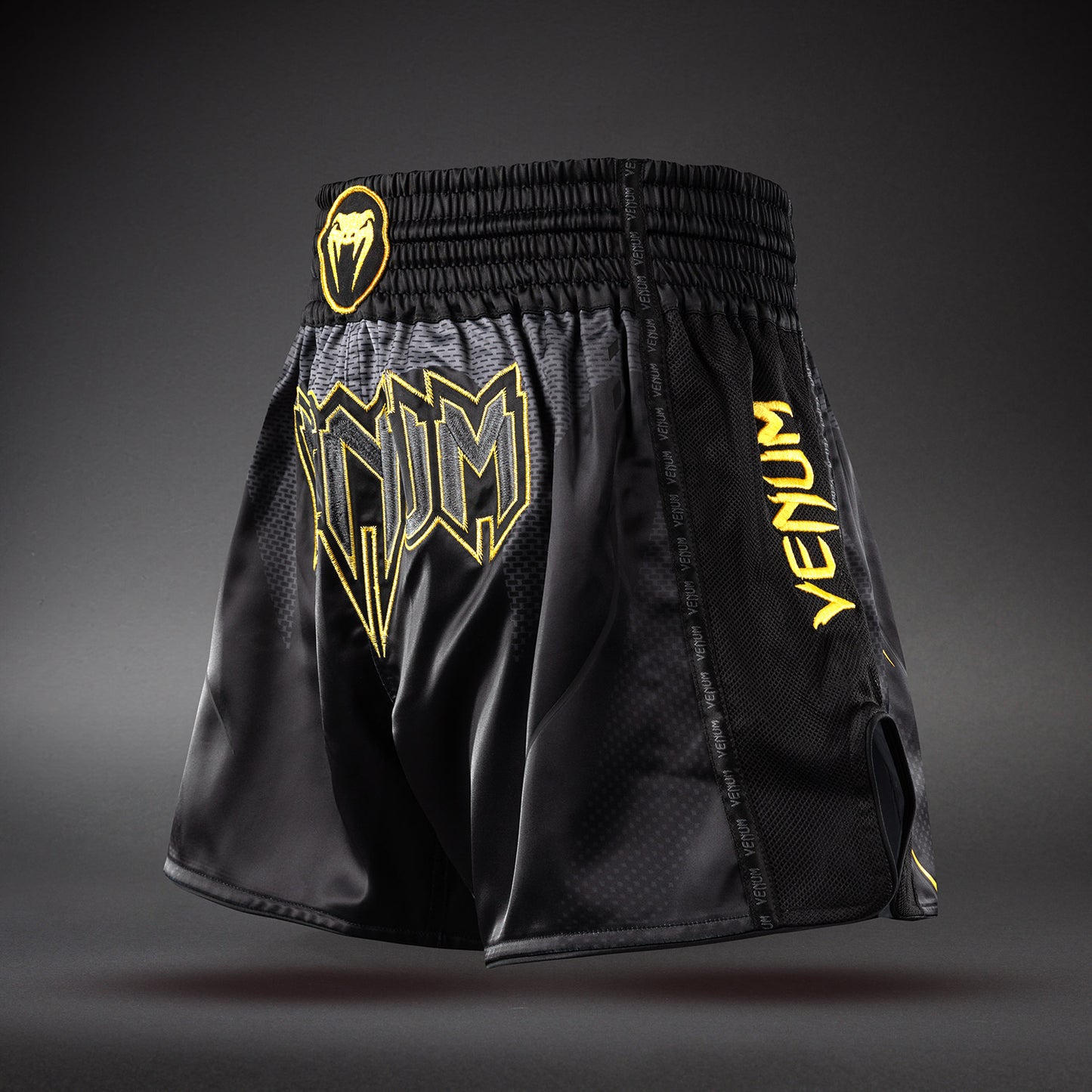 Venum G-Core Pantaloncini da Muay Thai -  Nero/Oro
