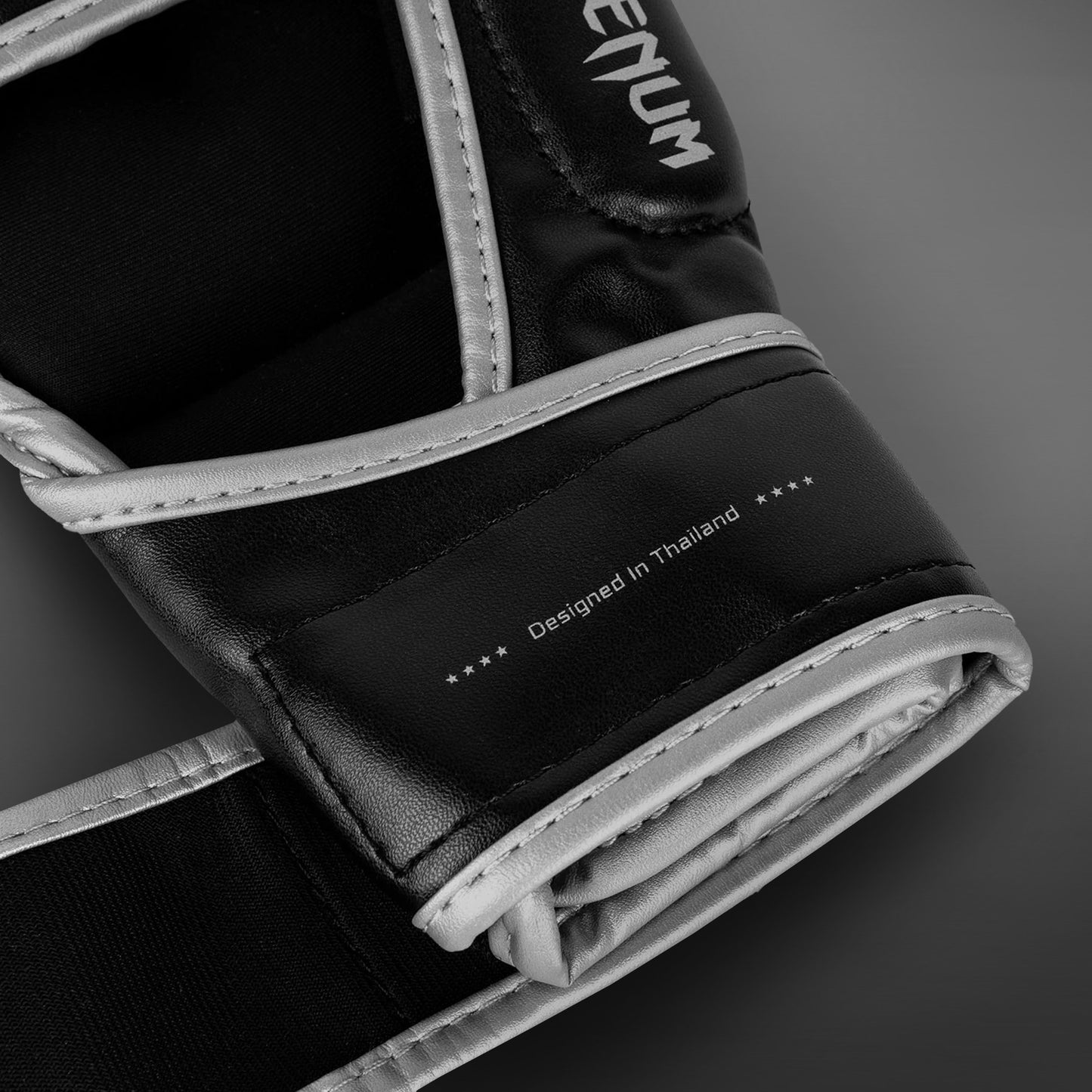 Venum Challenger 2.0 Guanti MMA - Nero/Argento