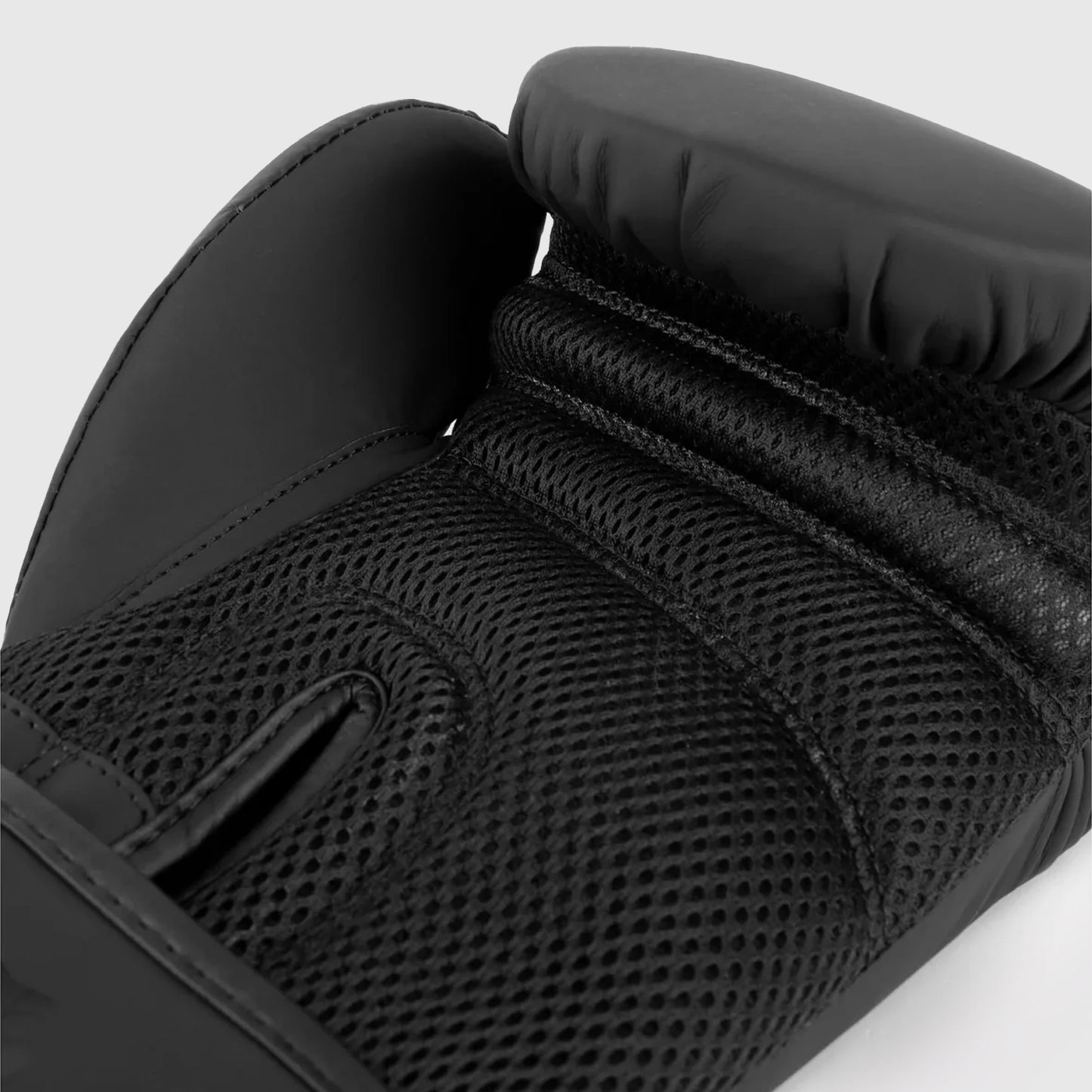 Venum Classic Guantoni da boxe - Nera Edizione WLMT