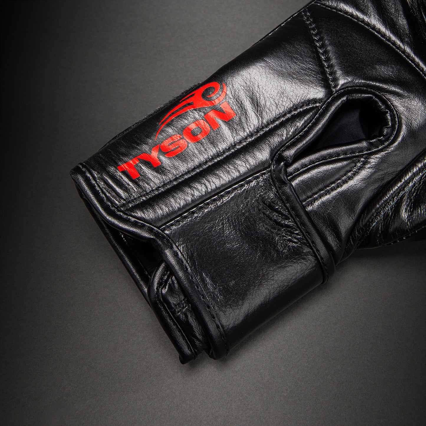 Venum Giant 2.0 Mike Tyson Pro Guantoni da Boxe – Nero/Rosso