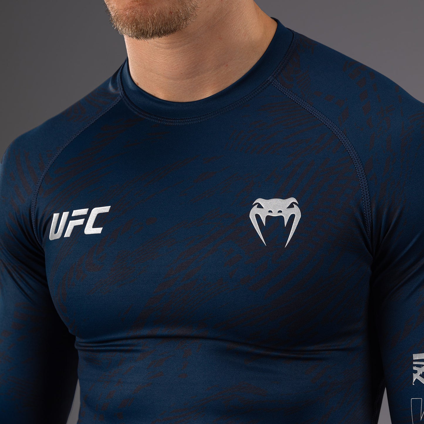 UFC Fusion by Venum Fight Week Rashguard a maniche Longhe Performance - Blu oceanico
