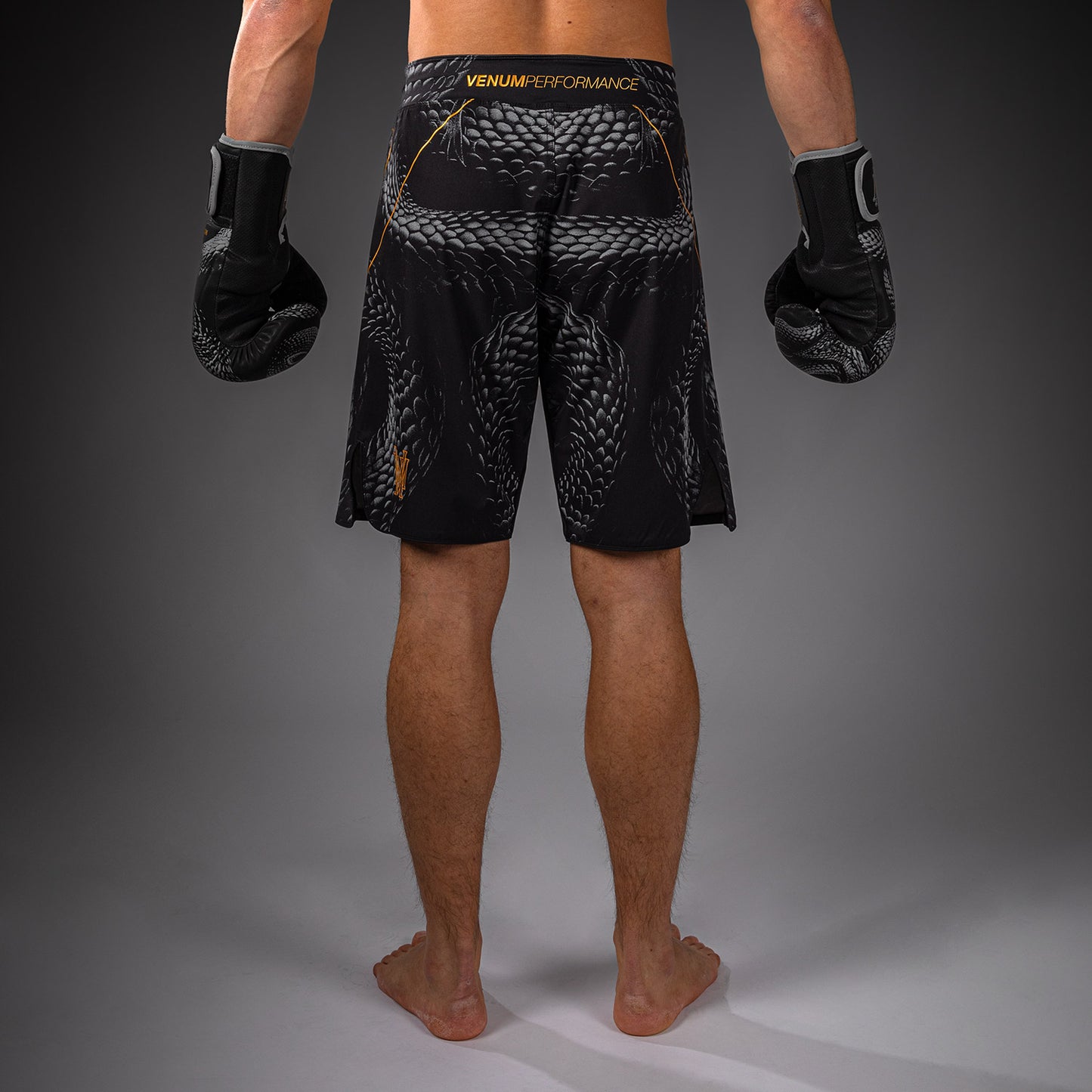 Venum Matupa Pantaloncini da Combattimento - Nero/Grigio/Oro