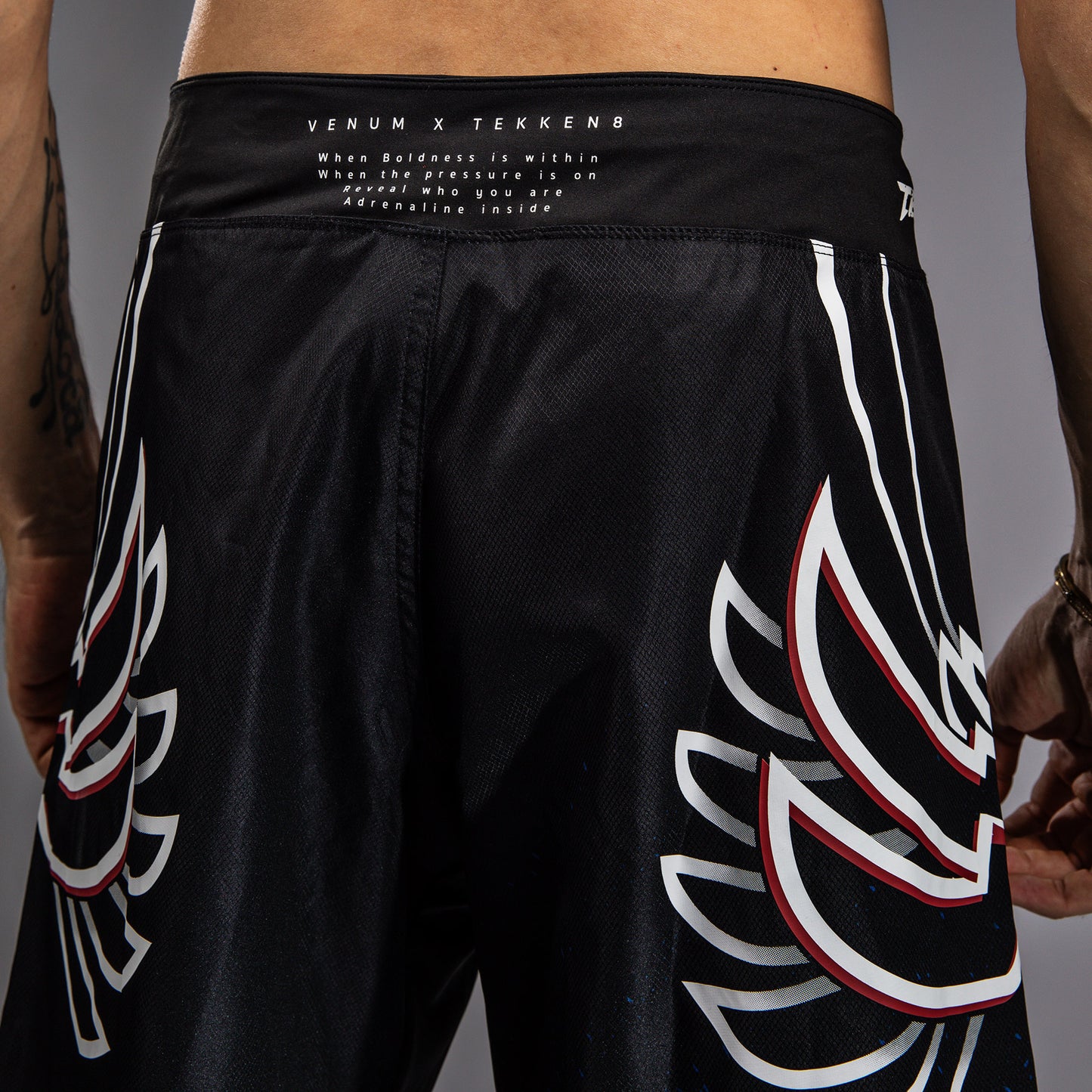 Venum x TEKKEN 8 - Jin Kazama Pantaloni da Combattimento - Blu/Nero/Bianco
