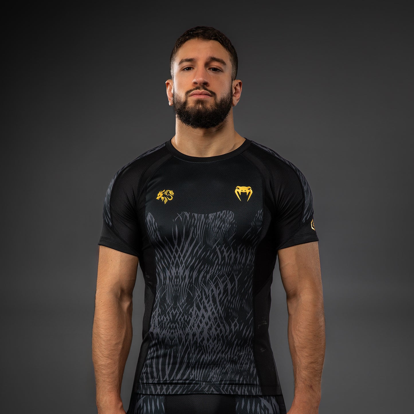 Venum x Chimaev Rashguard a Maniche Corte - Nero/Grigio
