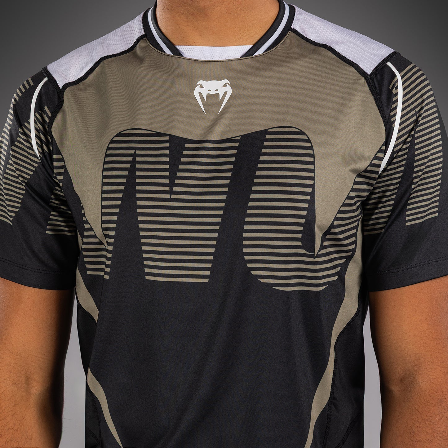 Venum Adrenaline Dry Tech T-Shirt – Nero/Sabbia