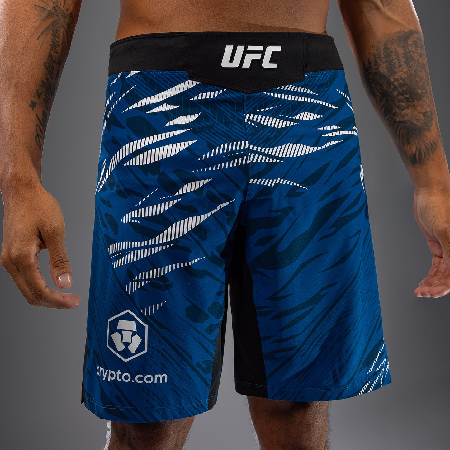 UFC Fusion by Venum Authentic Fight Night Shorts da Lotta per Uomo - Fit Largo - Blu