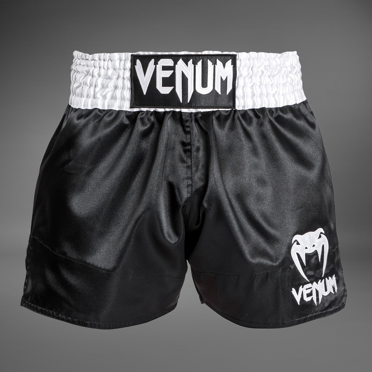 Venum Classic - Pantaloncini da Muay Thai Bianco/Nero/Bianco