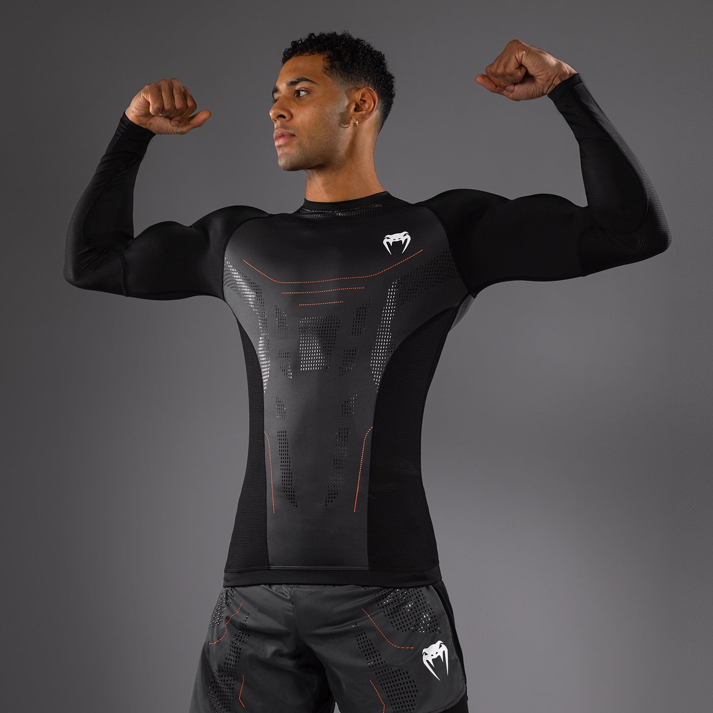 Venum Technical 3.0 Rashguard a Maniche Lunghe - Grafite