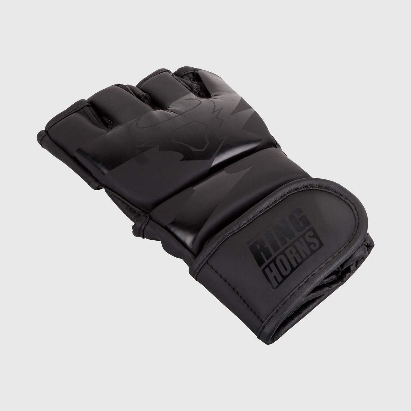 Venum Ringhorns Charger Guantoni da MMA - Nero/Nero