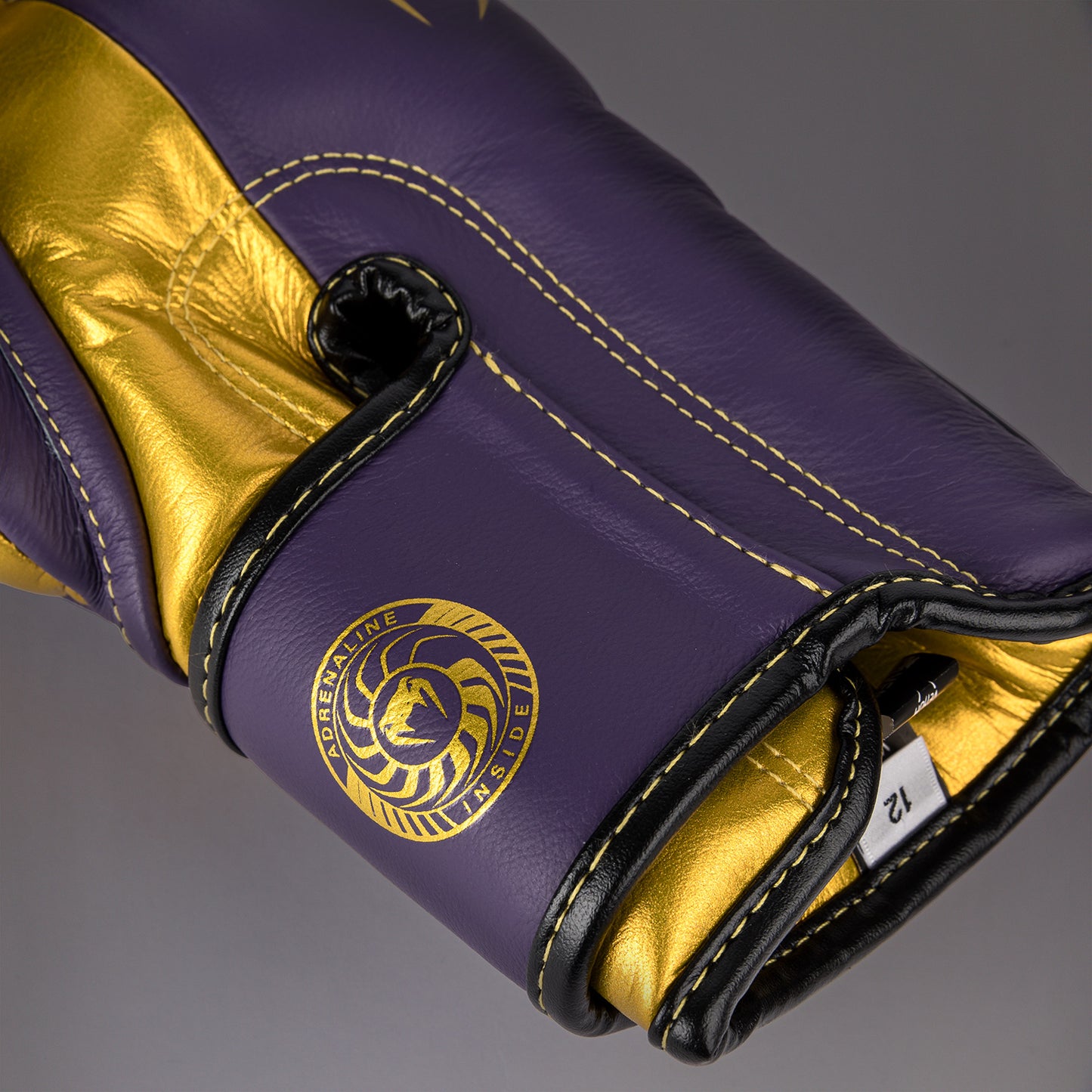 Venum Giant 3.0 Guantoni da boxe - Viola scuro/oro - Edizione speciale