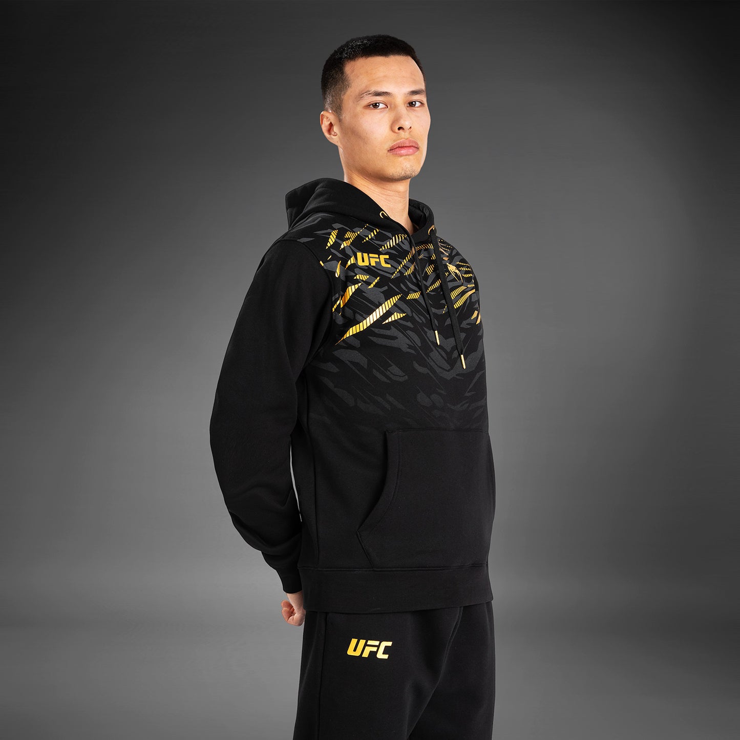 UFC Fusion by Venum Replica Felpa con Cappuccio per Uomo - Champion