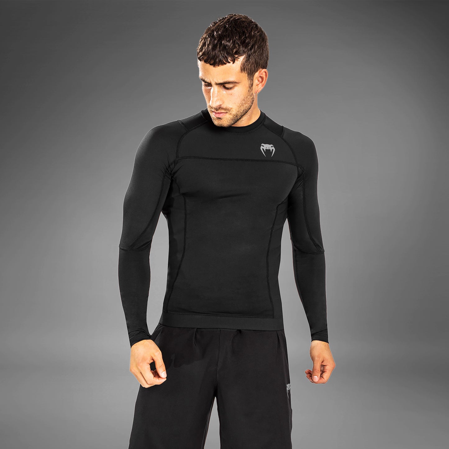 Venum G-Fit Air Rashguard a maniche longhe - nera