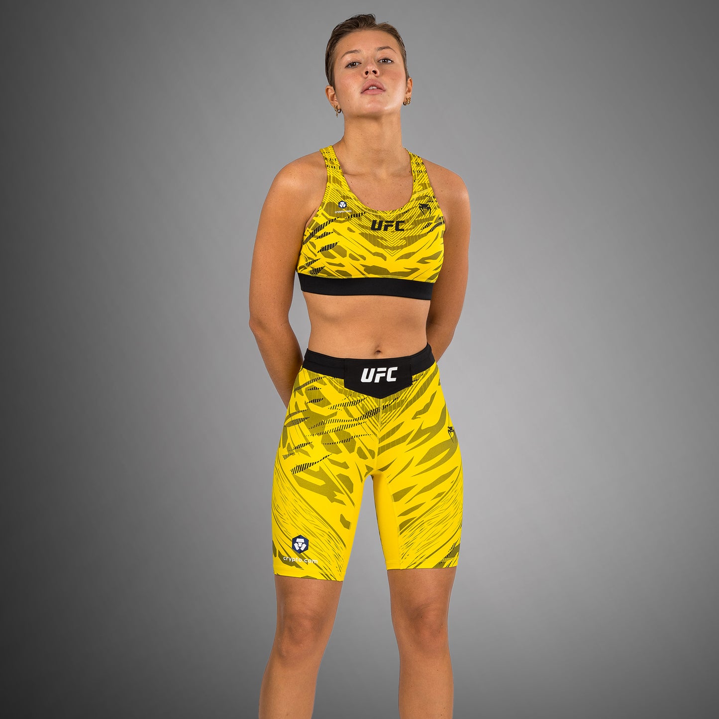 UFC Fusion by Venum Authentic Fight Night Vale Tudo Shorts per Donna - Fit Largo - Giallo