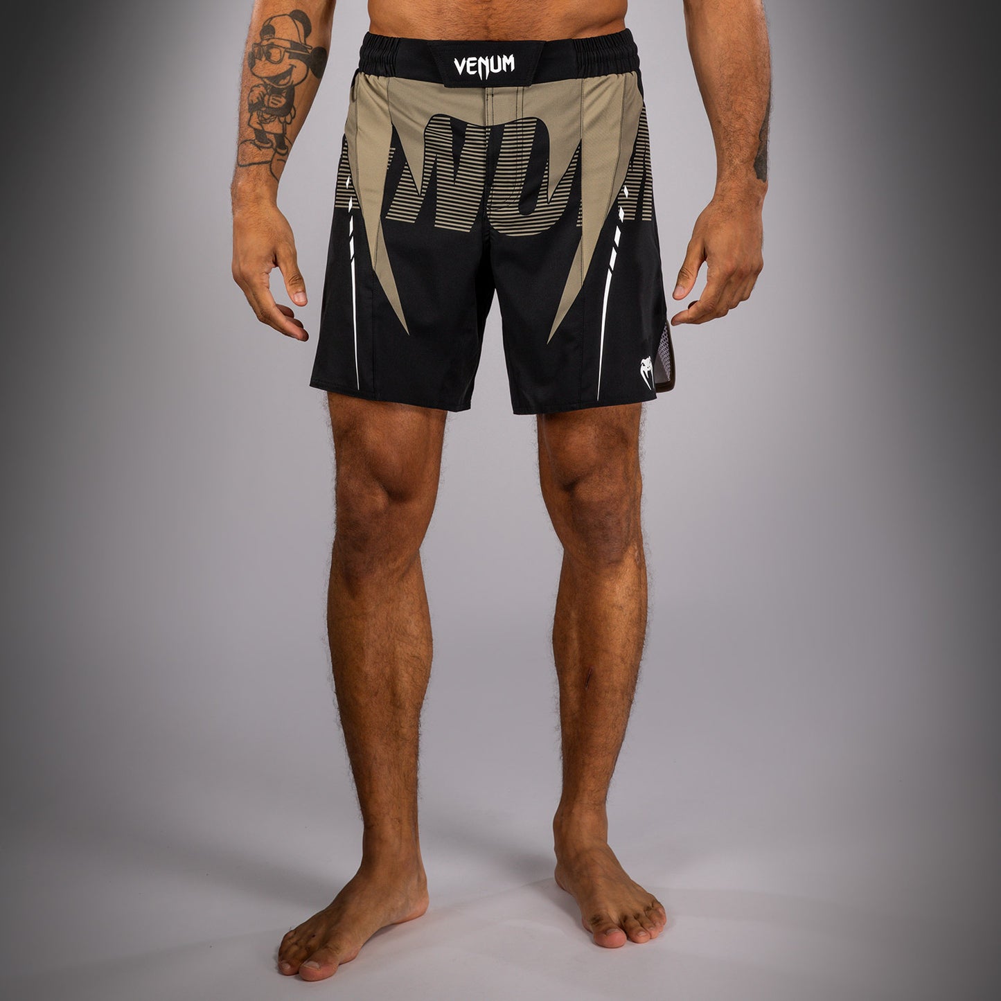 Venum Adrenaline Pantaloncini da combattimento – Nero/Sabbia