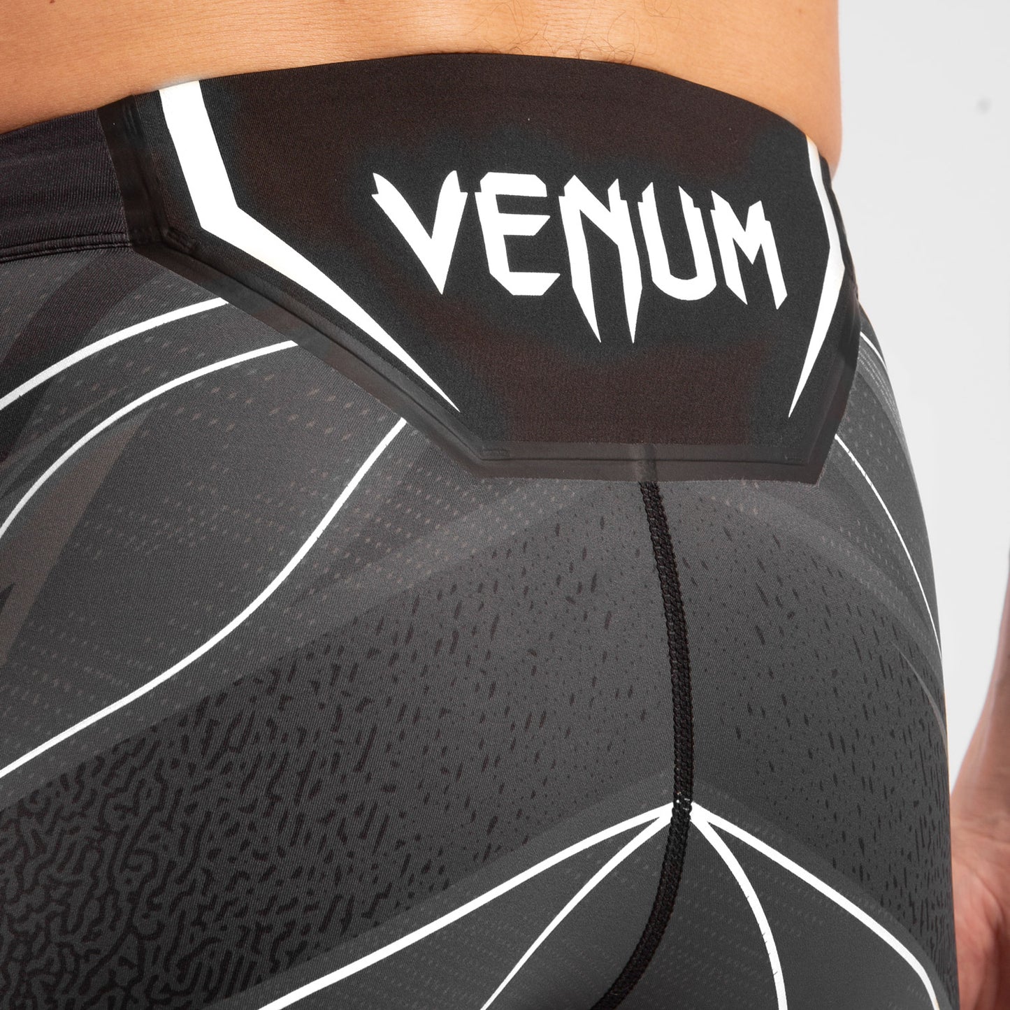 Venum UFC Authentic Fight Night Pantaloncini a Compressione da Uomo – Nero