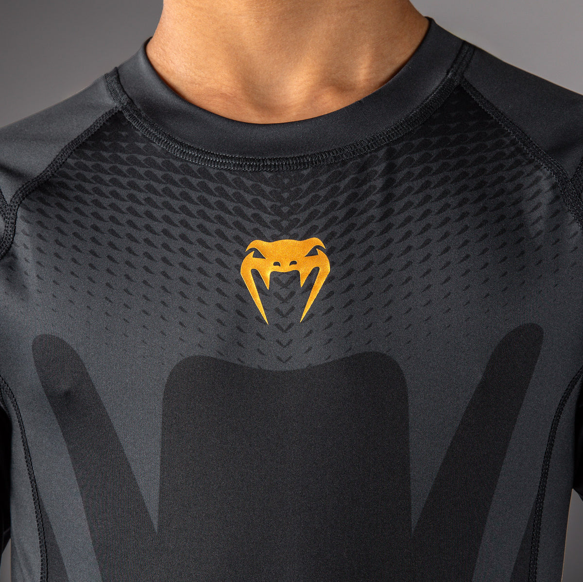 Venum Attack Rashguard a maniche lunghe per bambini - Nero/Oro