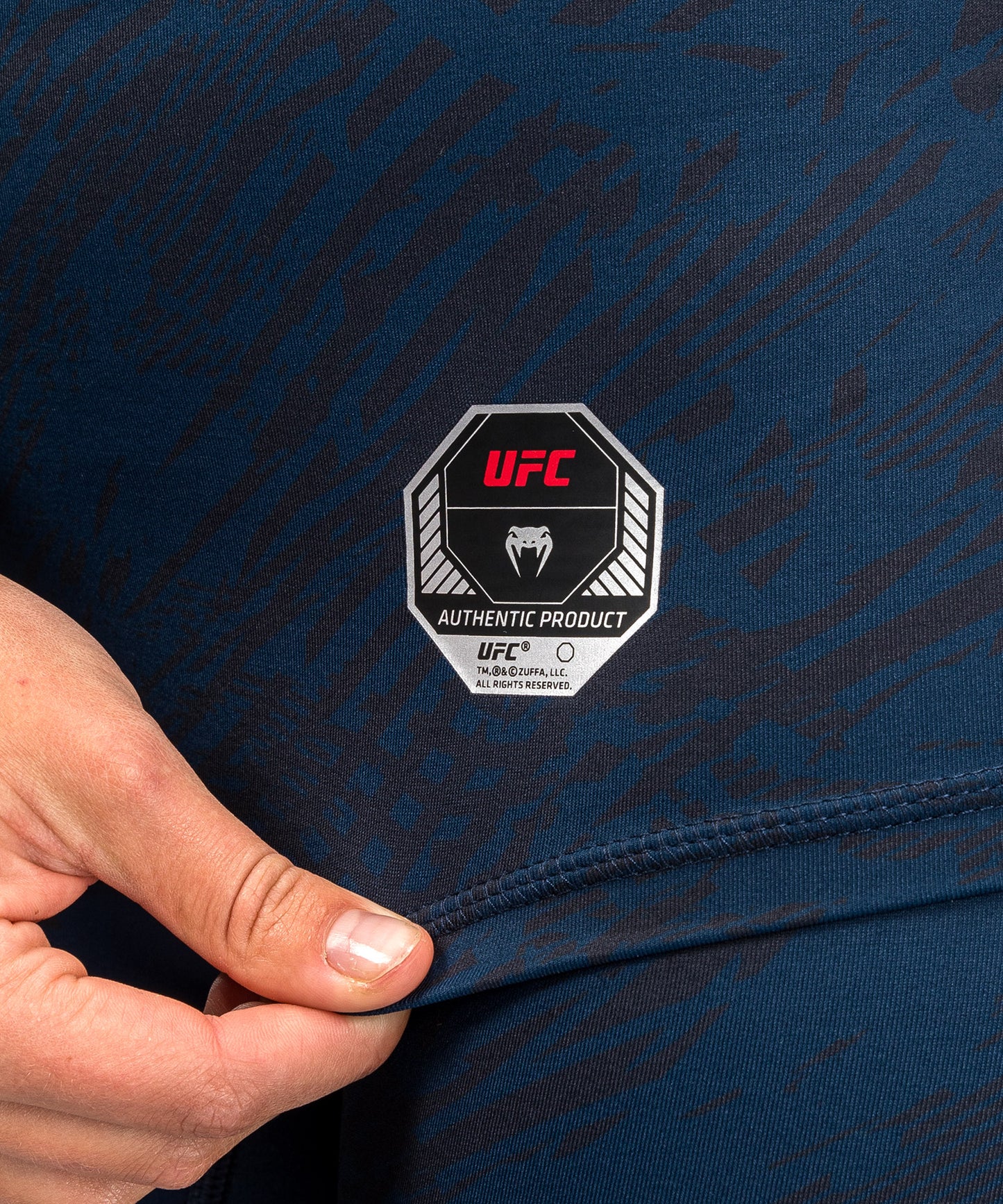 UFC Fusion by Venum Fight Week Rashguard a Manica Lunga Performance per Donna - Blu oceanico