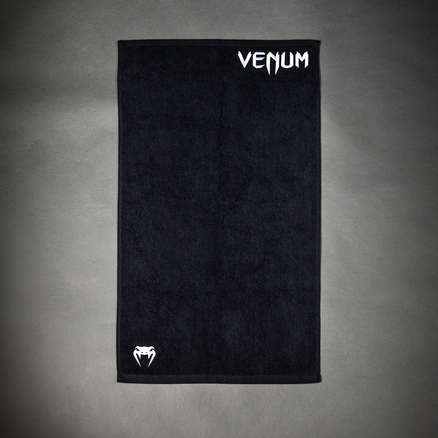 Venum MX Basics Asciugamano - Nero/Bianco
