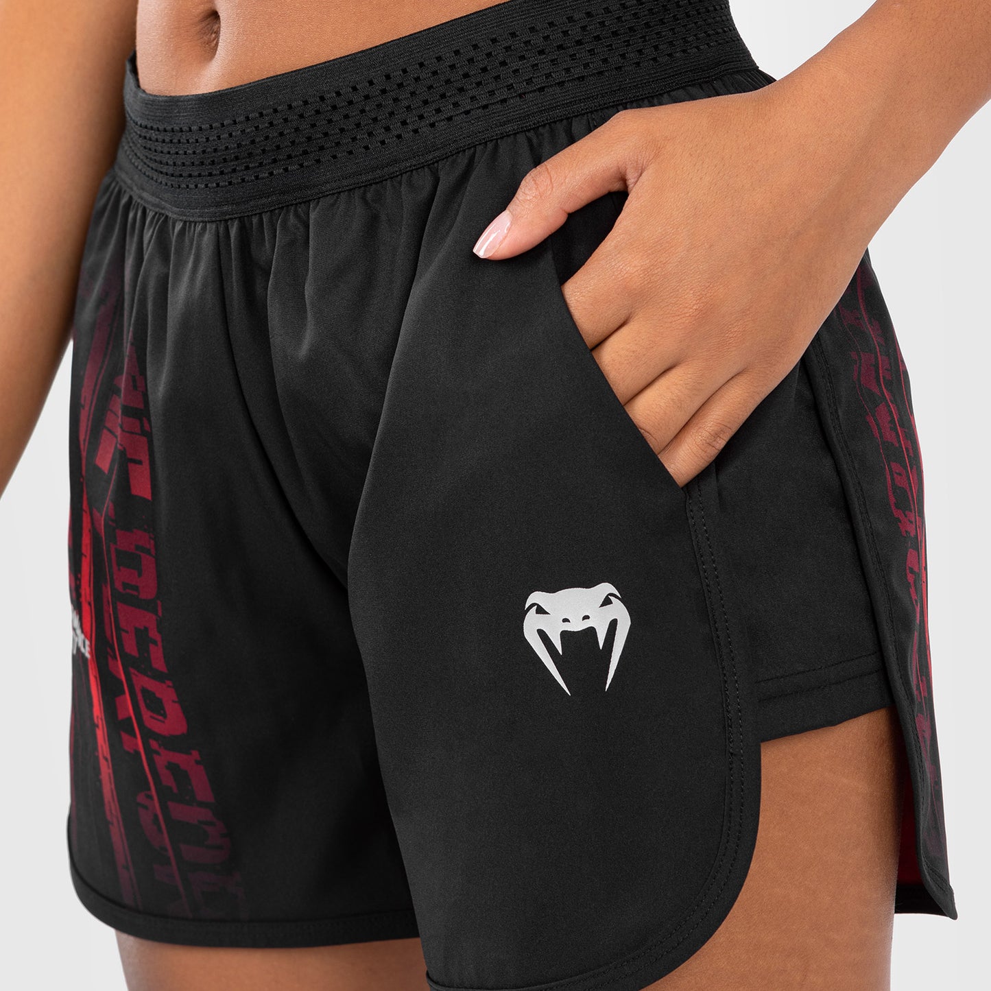 UFC Venum Performance Institute 2.0 Pantaloncini da Donna - Nero/Rosso