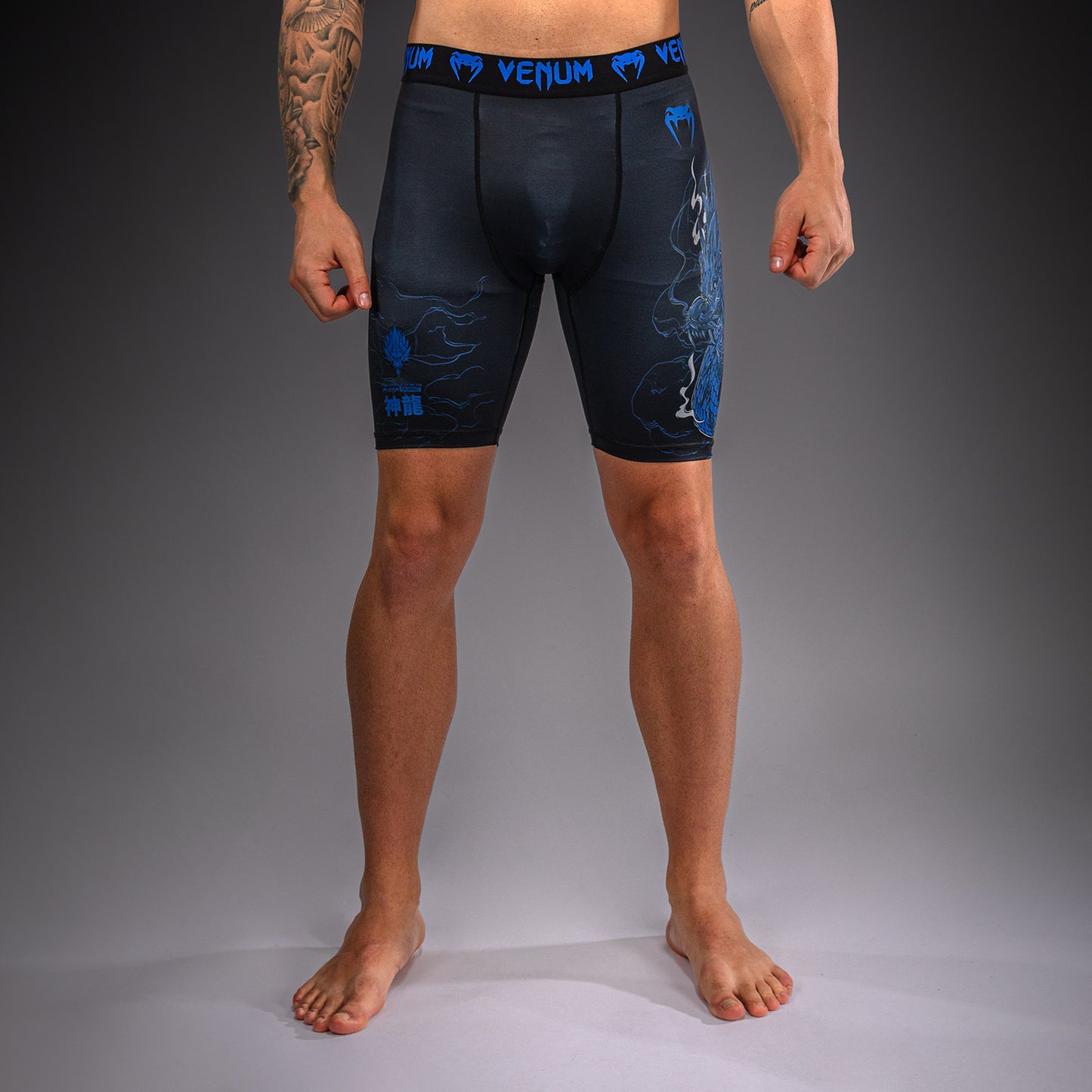 Venum Thunder Dragon Pantaloncini a Compressione – Nero/Blu Reale
