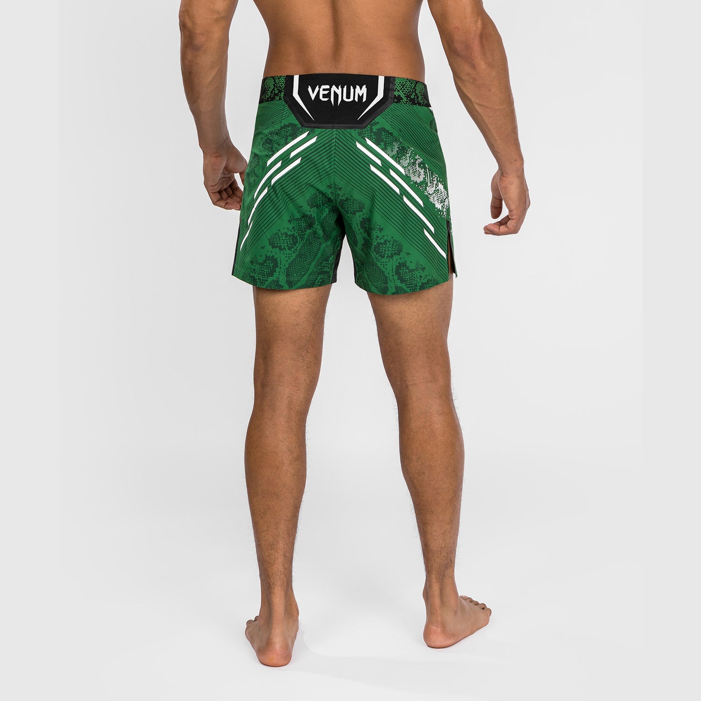 Pantaloncini da combattimento UFC Adrenaline by Venum personalizzati Authentic Fight Night Uomo - Short Fit - Verde