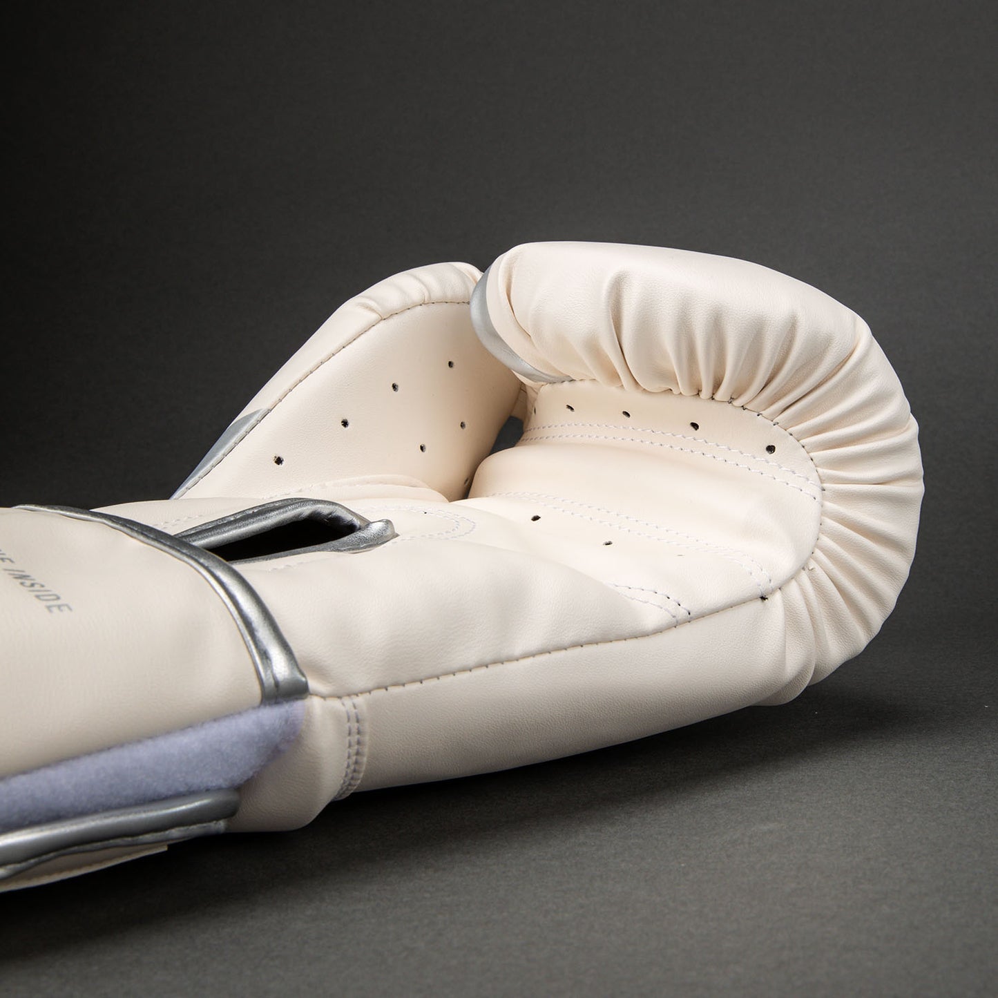 Venum Challenger 2.5 Guantoni da Boxe – Bianco/Argento
