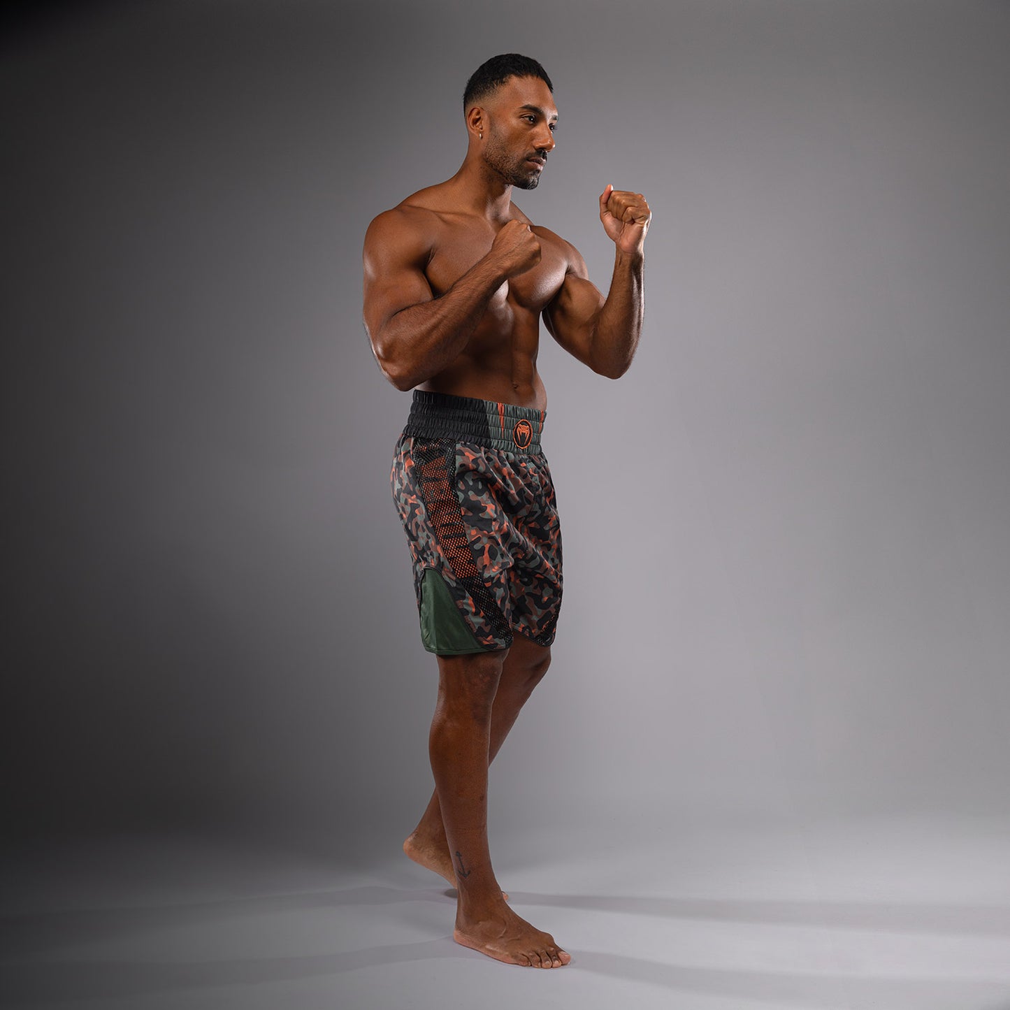 Venum Jungle Ops Pantaloncini da boxe da uomo - Canyon Camo