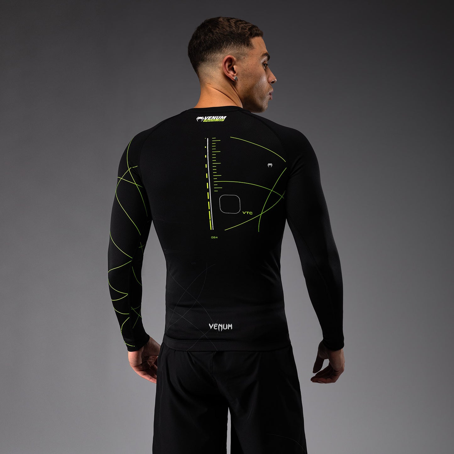 Venum Training Camp 4.0 Rashguard a maniche lunghe - Nero/Verde chiaro