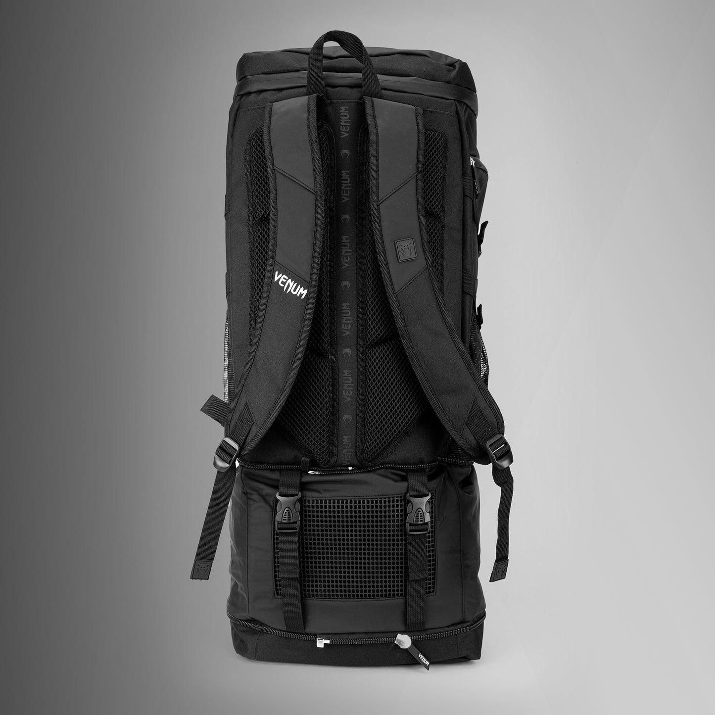 Venum Challenger Xtrem Evo Zaino (50-63L) – Nero/Bianco