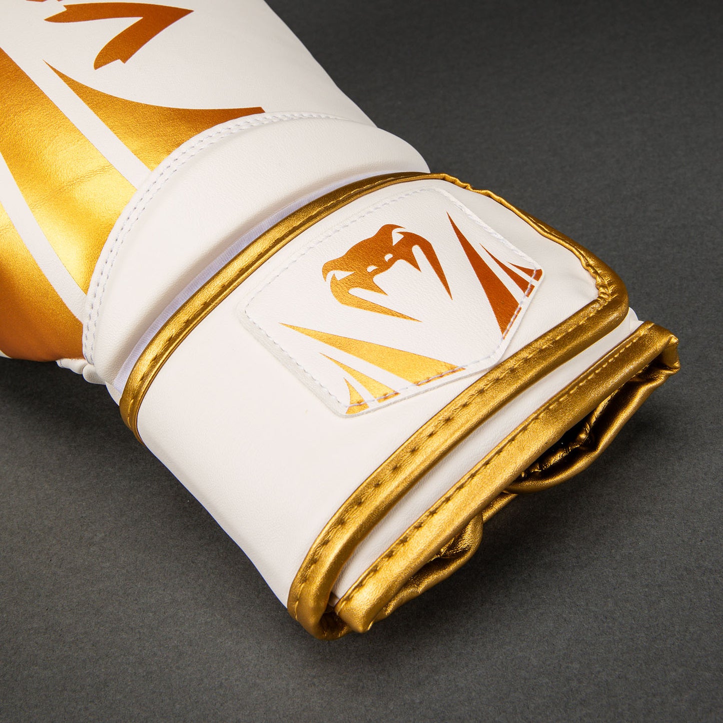 Venum Challenger 2.5 Guantoni da Boxe – Bianco/Oro