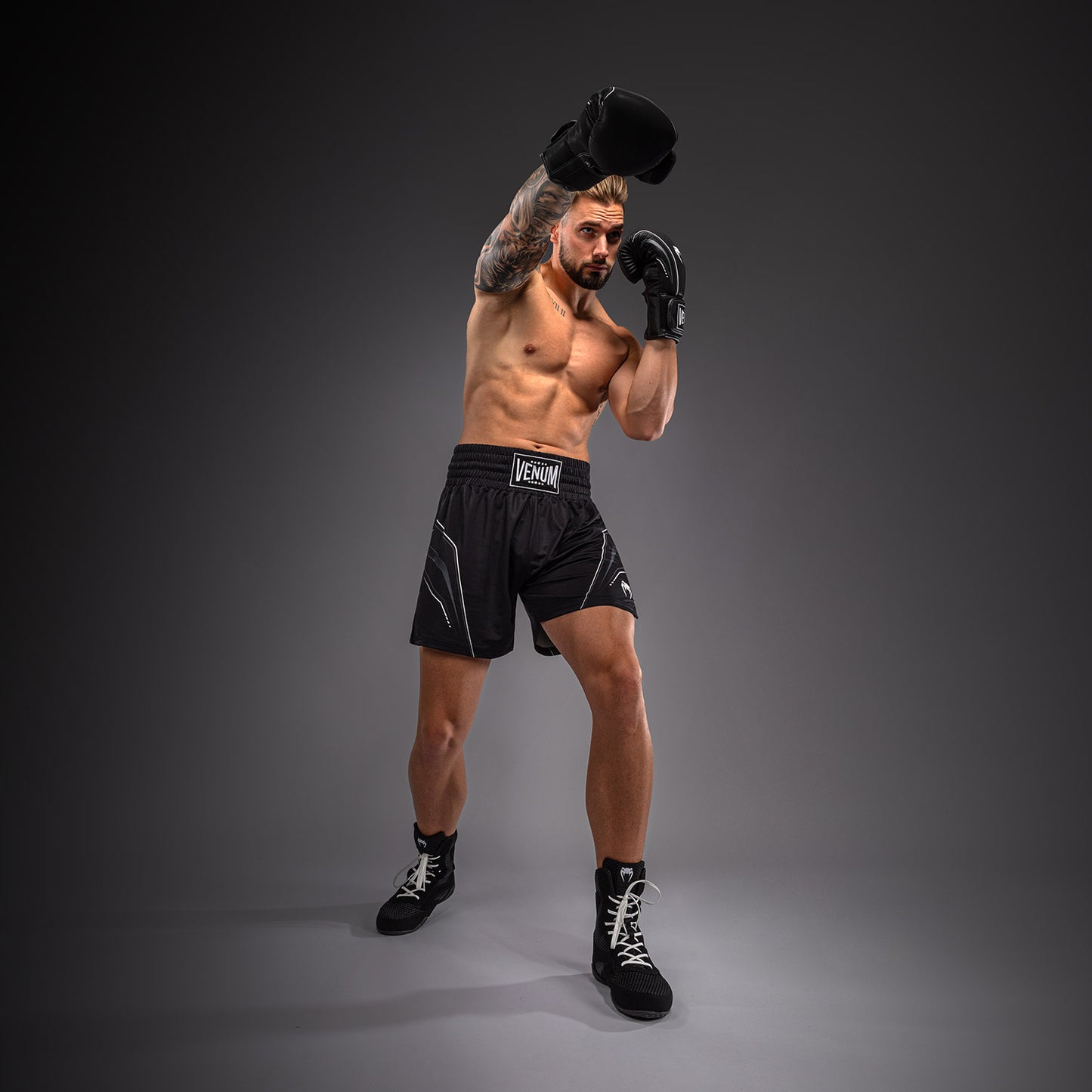 Venum Streamline Pantaloncini da Boxe – Nero/Bianco