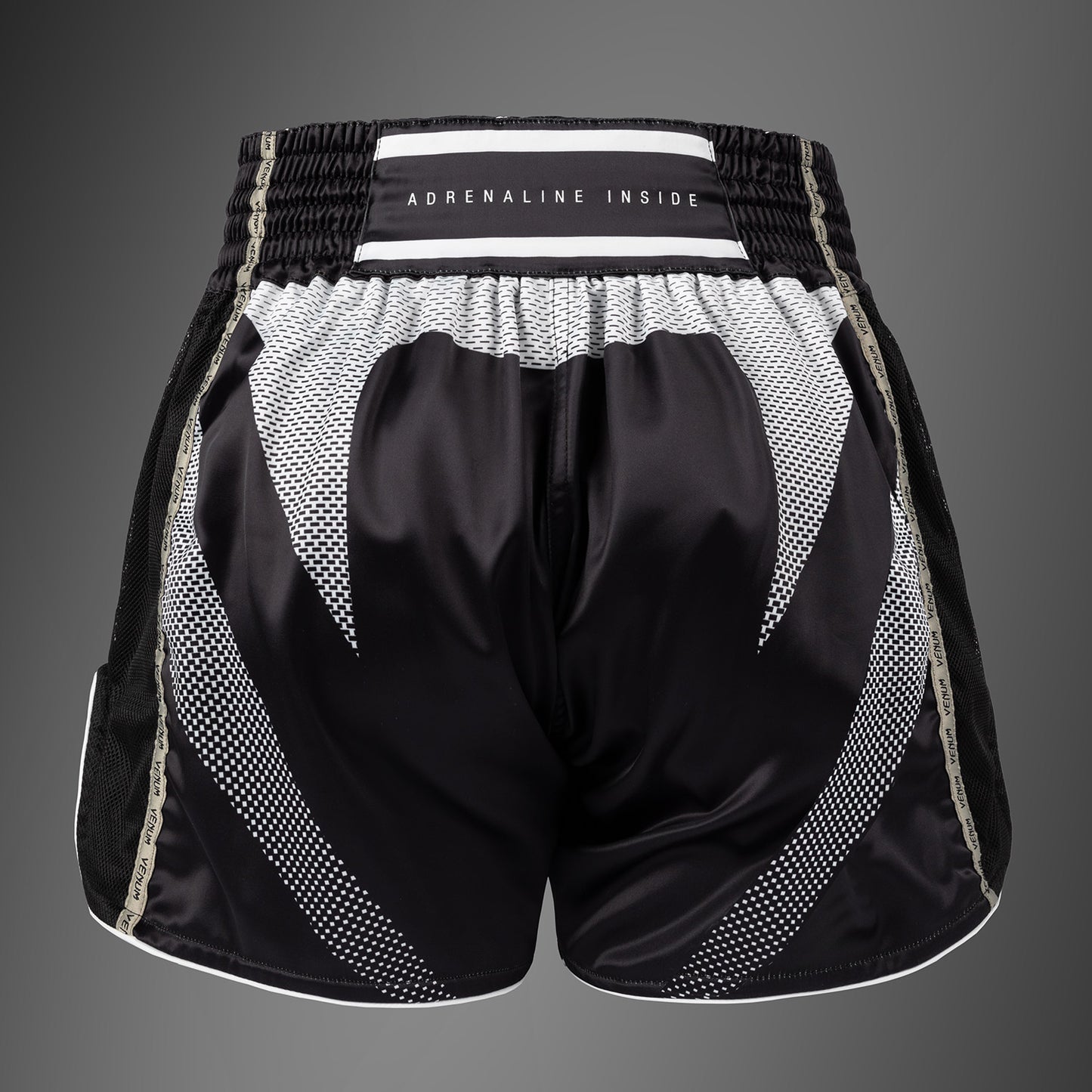 Venum Adrenaline Pantaloncini Muay Thai – Nero/Sabbia
