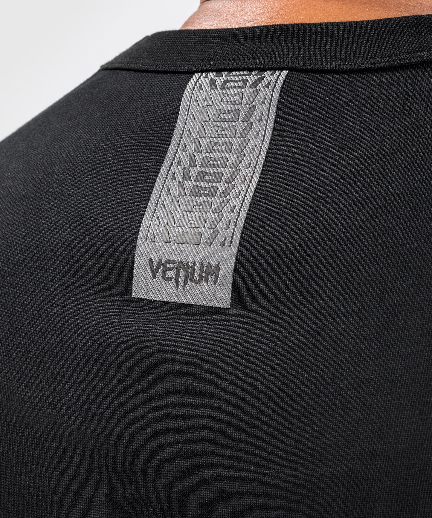 T-SHIRT VENUM CONNECT XL - VESTIBILITÀ OVERSIZE - NERO