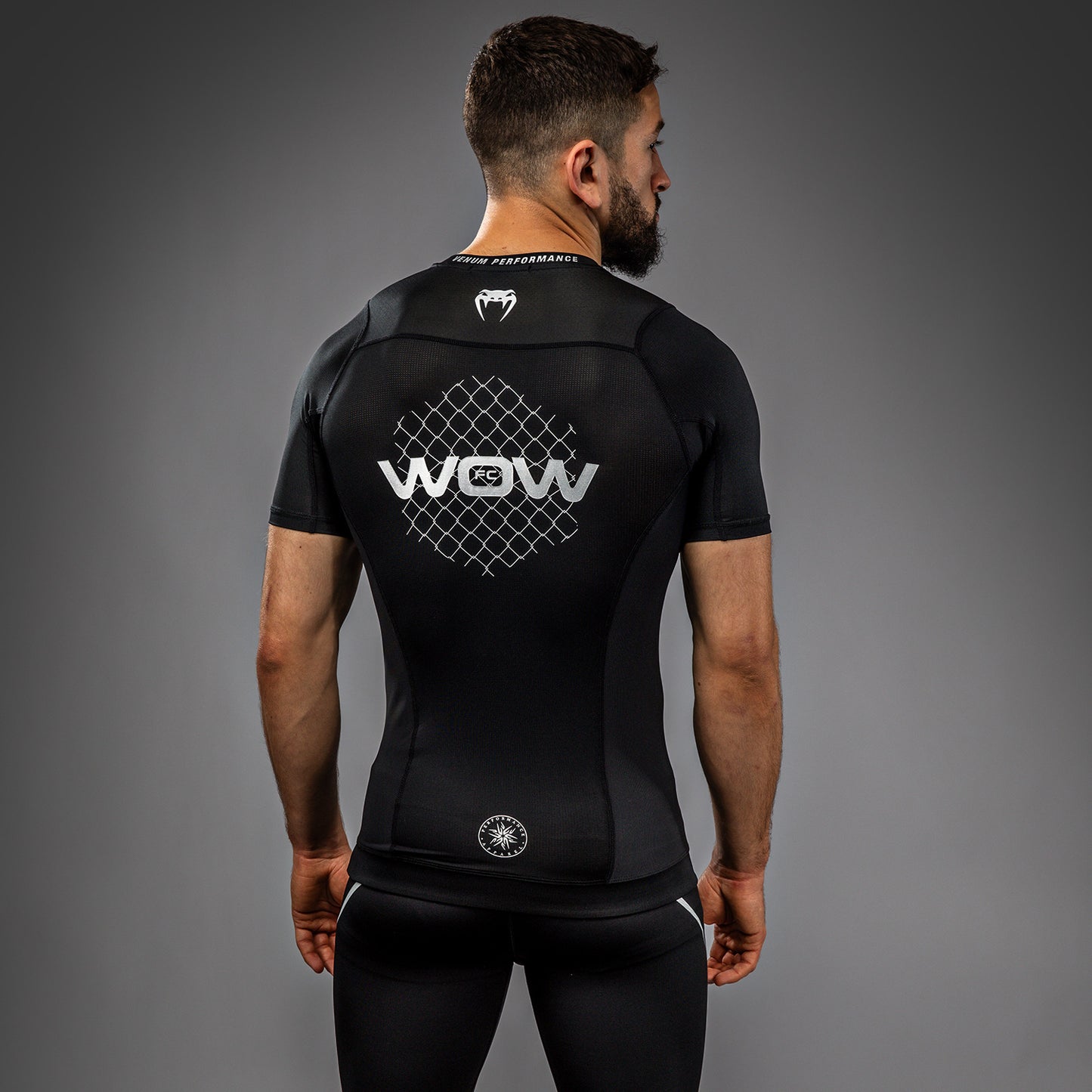 Venum x WOW FC Maglietta a Maniche Corte Rashguard - Nero/ Grigio Argento