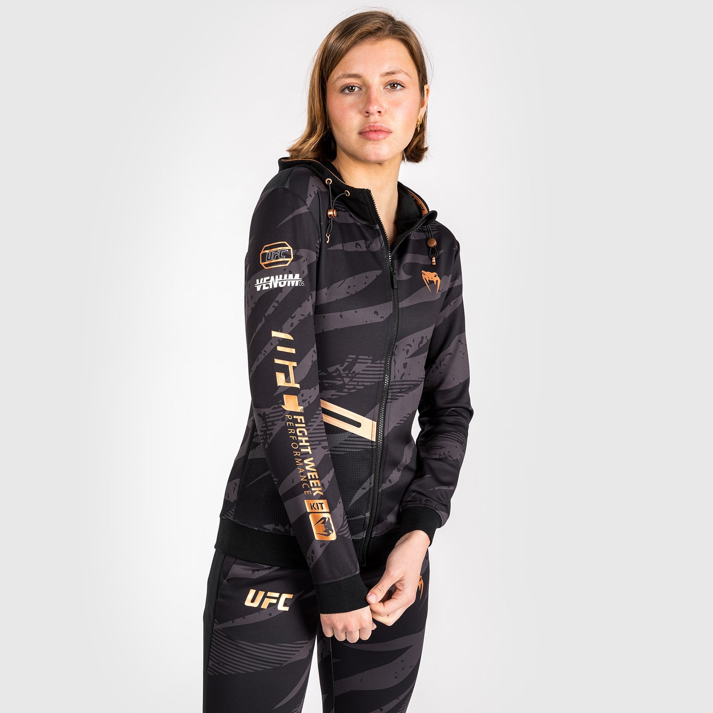 UFC Adrenaline by Venum Fight Week Felpa Con Cappuccio e zip da Donna - Urban Camo