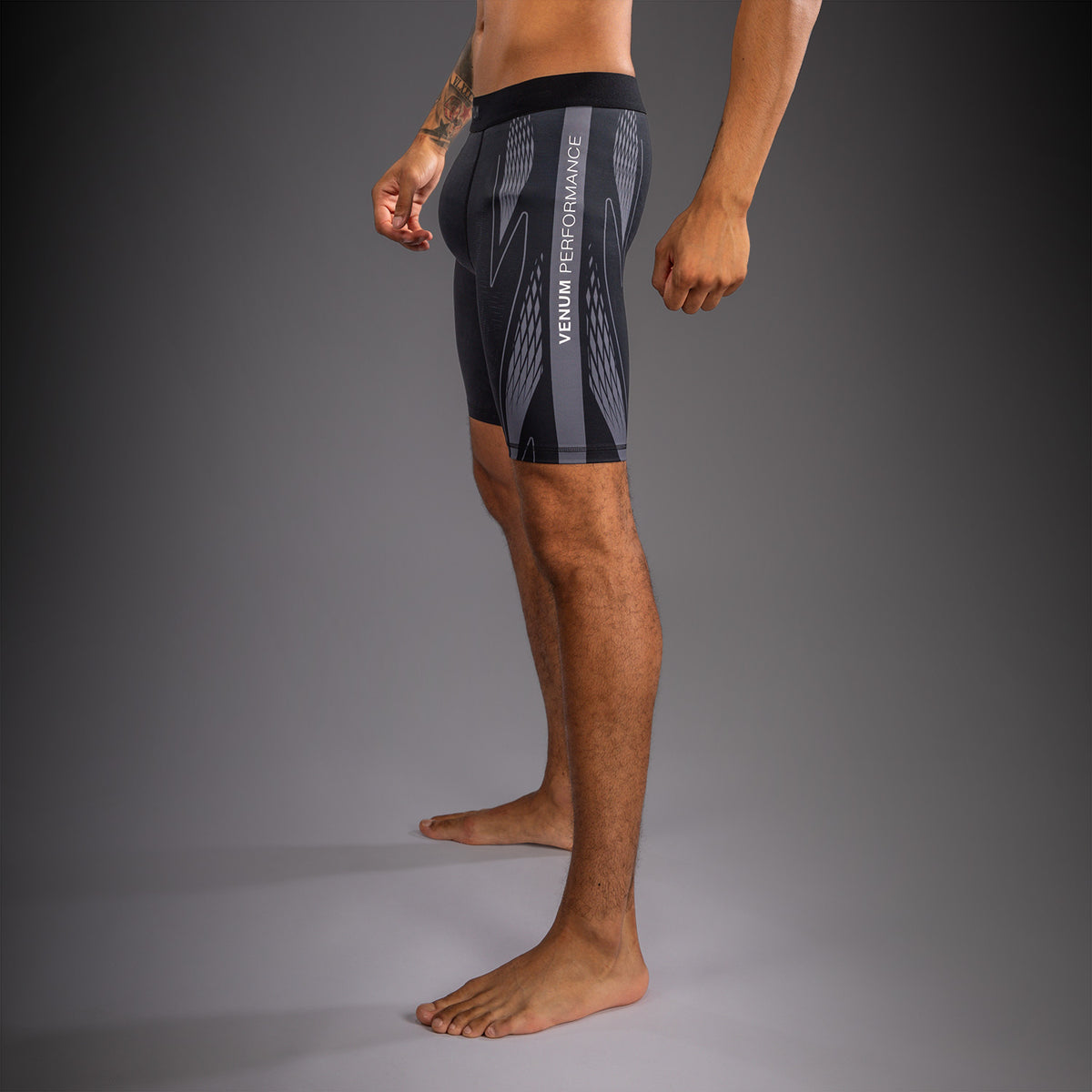Venum Amazonia Reborn Pantaloncini a compressione - Nero/Grigio