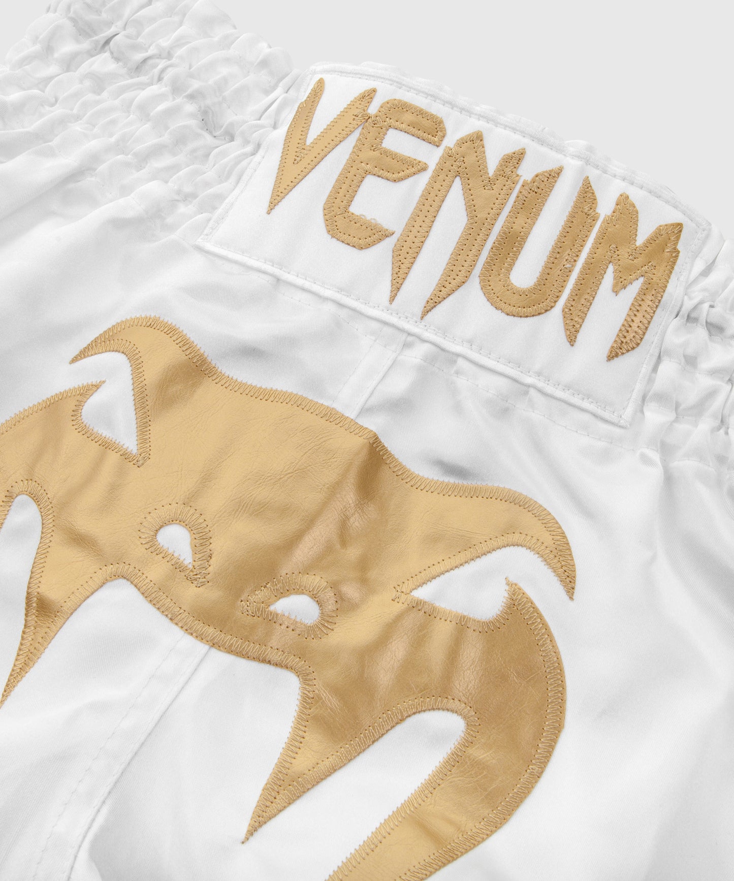 Pantaloncini Muay Thai Bangkok Inferno Venum - Bianco/Oro