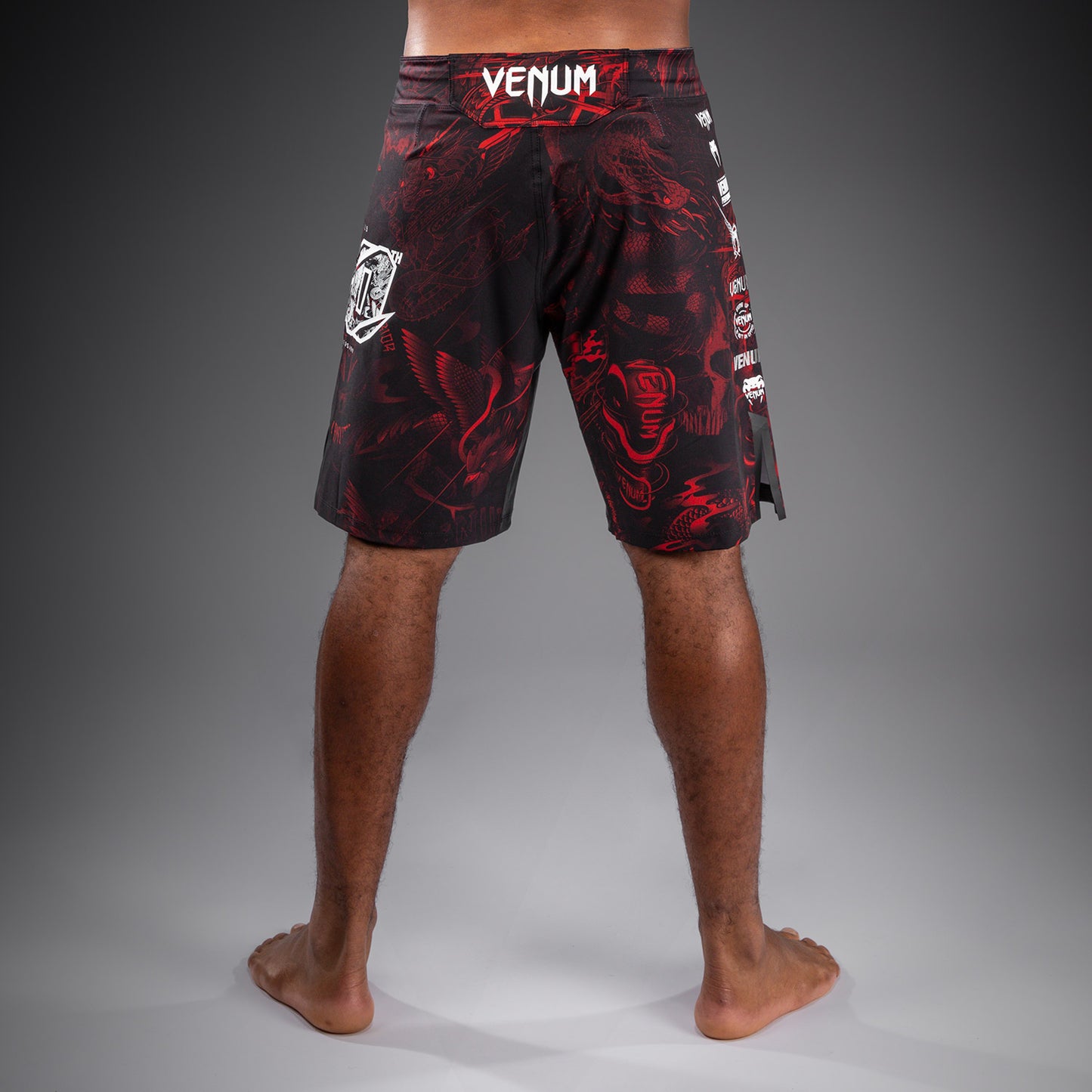 Venum 20th Anniversary Pantaloncini da Combattimento - Nero/Rosso