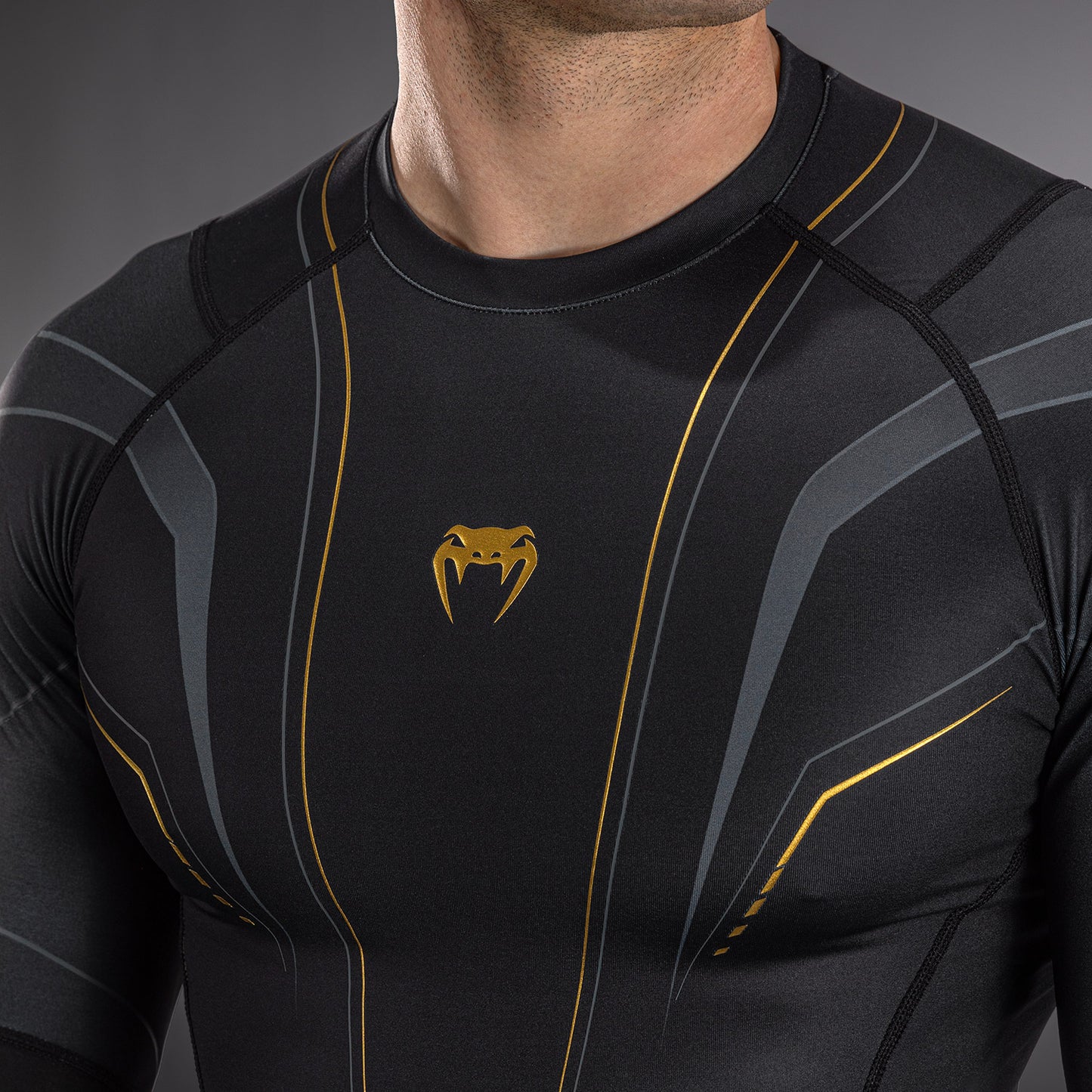 Venum Streamline Rashguard a Maniche Lunghe – Nero/Oro