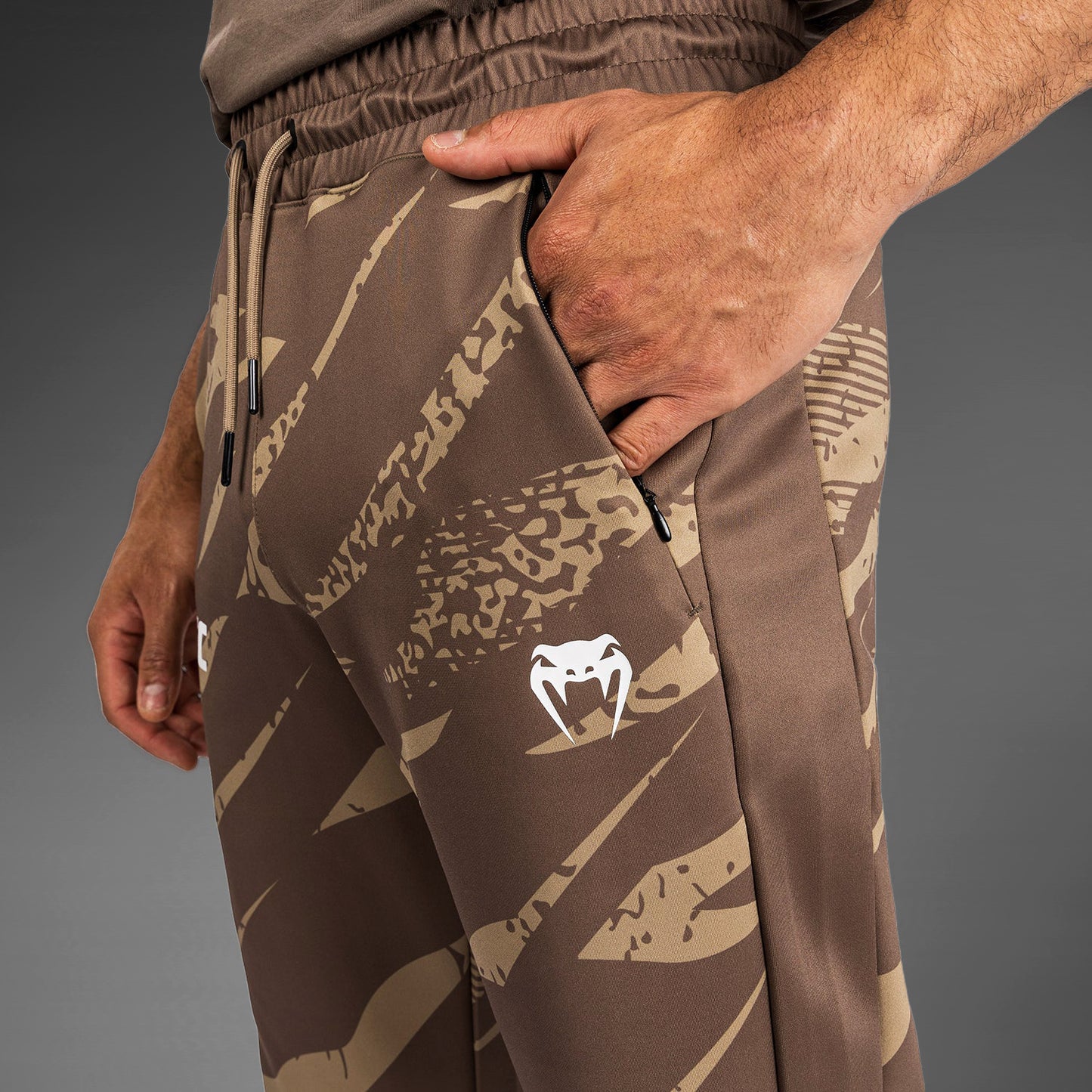UFC Adrenaline by Venum Fight Week Pantaloni da Uomo - Desert Camo