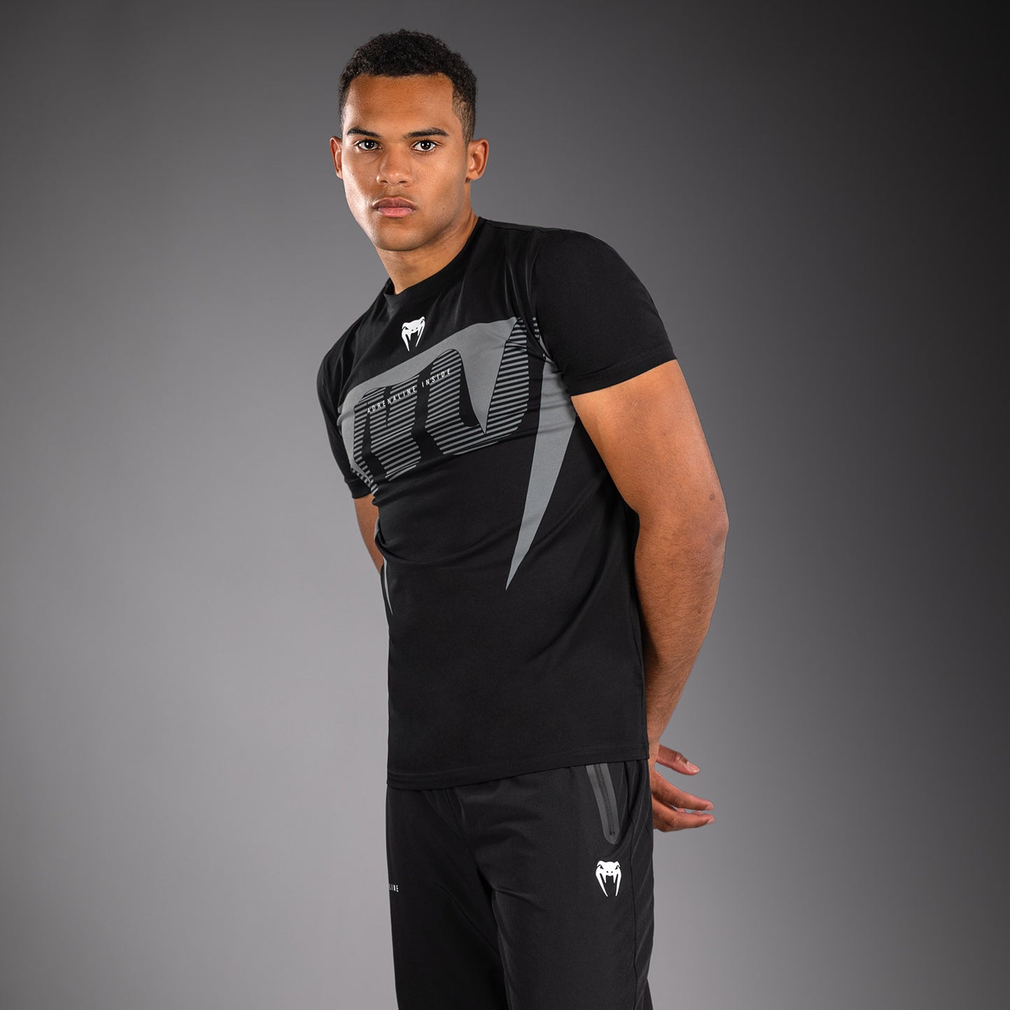 Venum Adrenaline T-Shirt – Nero/Grigio Argento